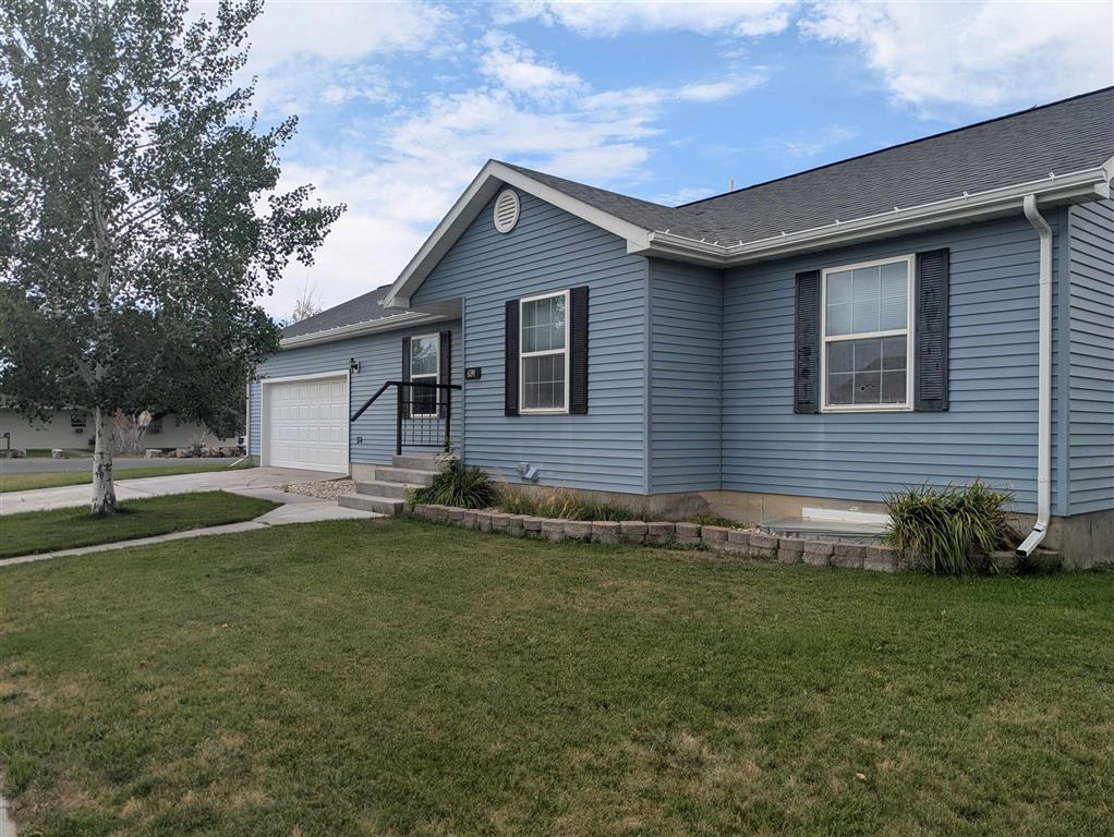 691 Oakwood Dr