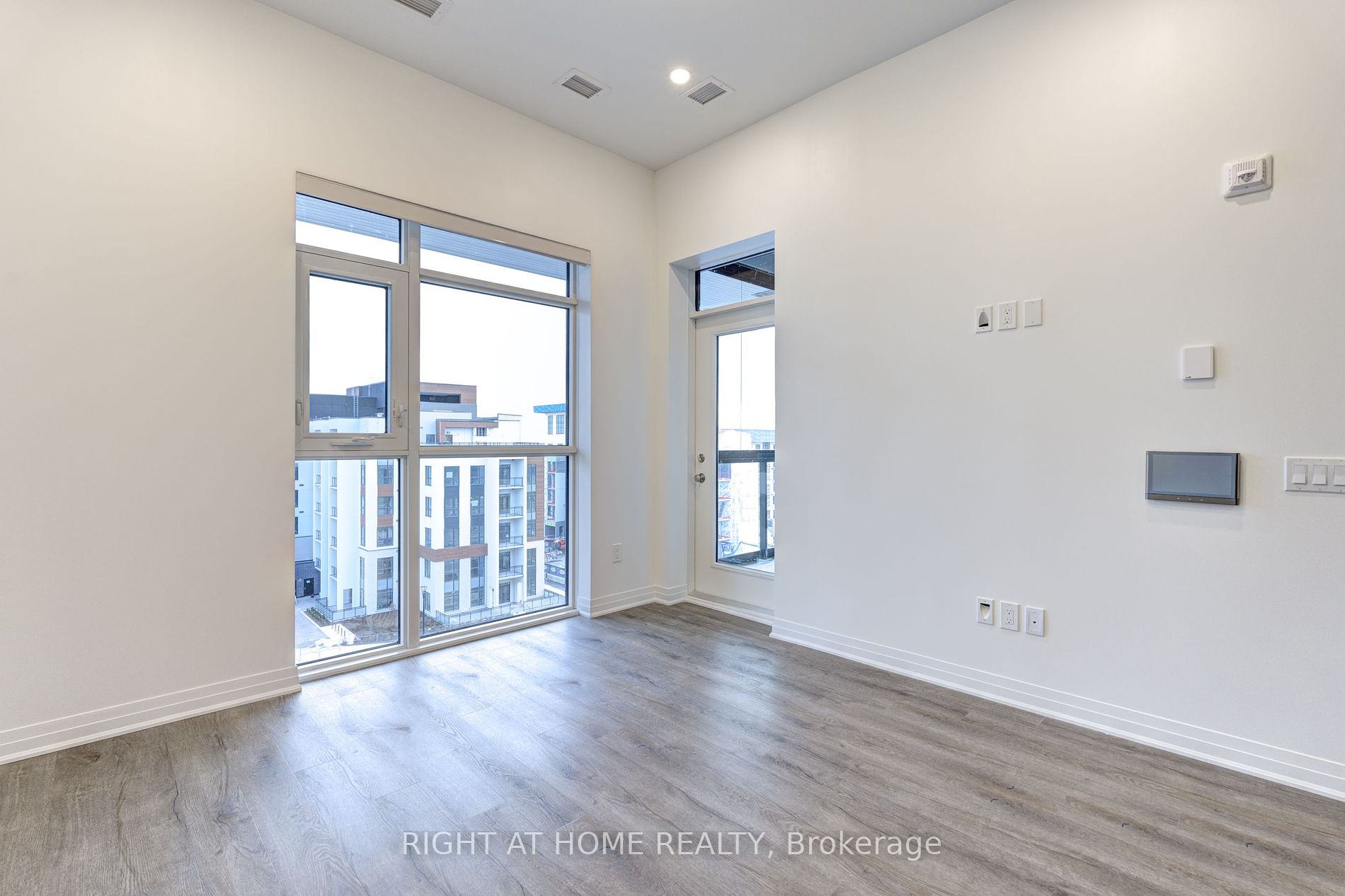 460 Gordon Ave 610