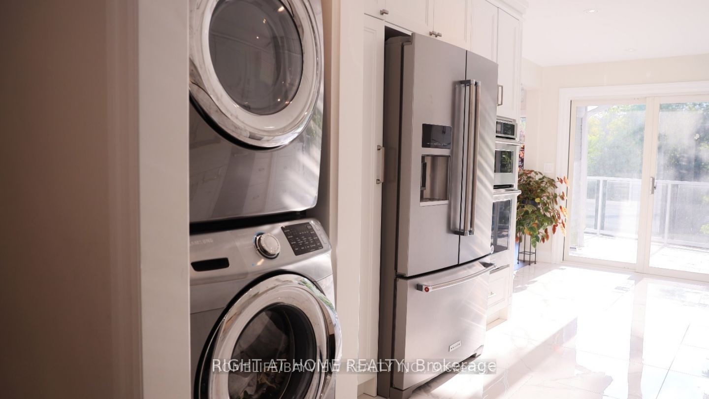 28 Bayview Park Lane