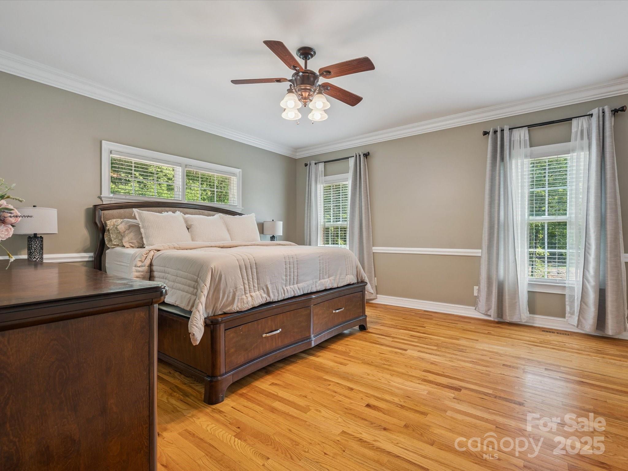 4050 Muirfield Drive