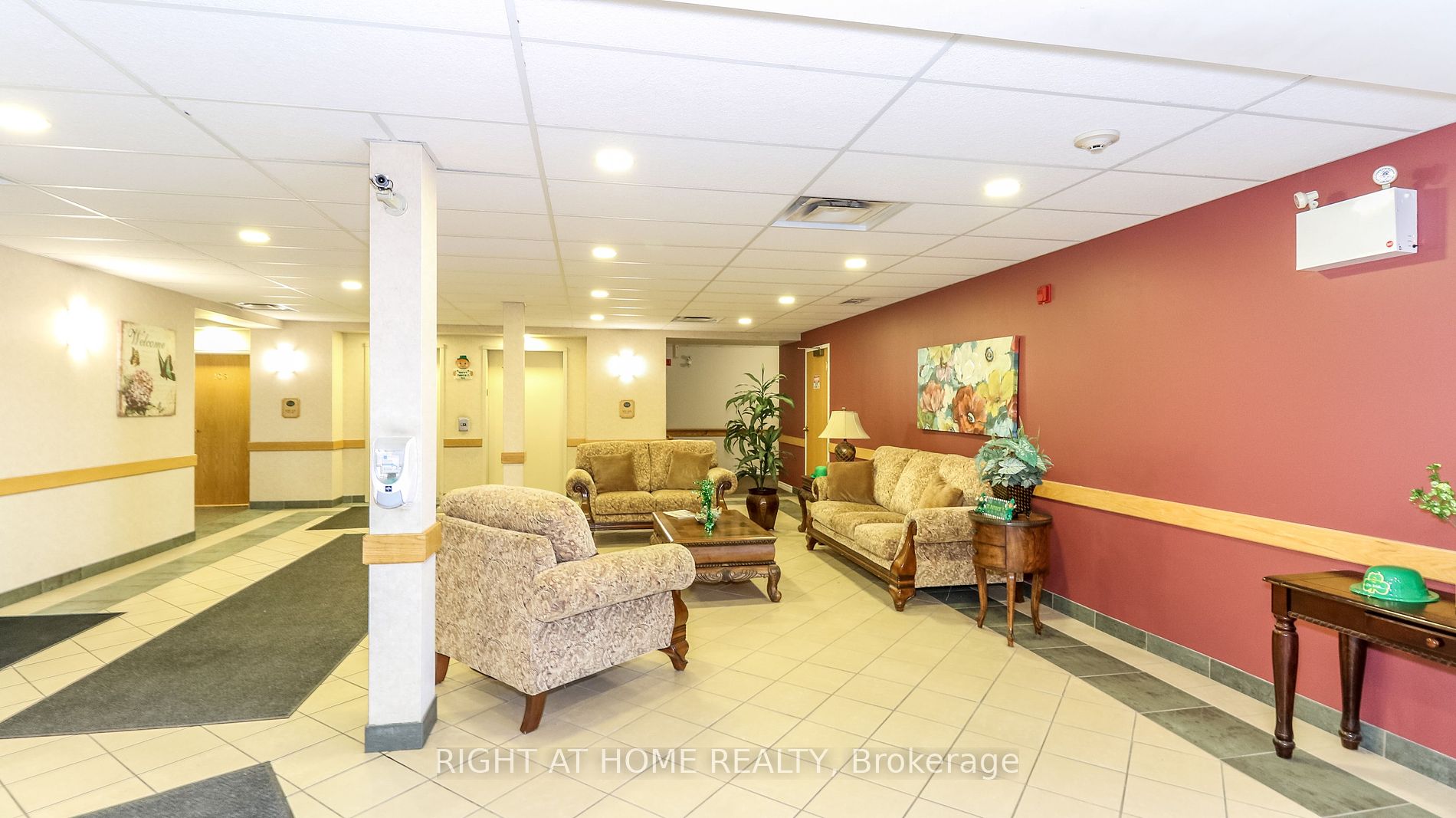 94 Dean Ave 107