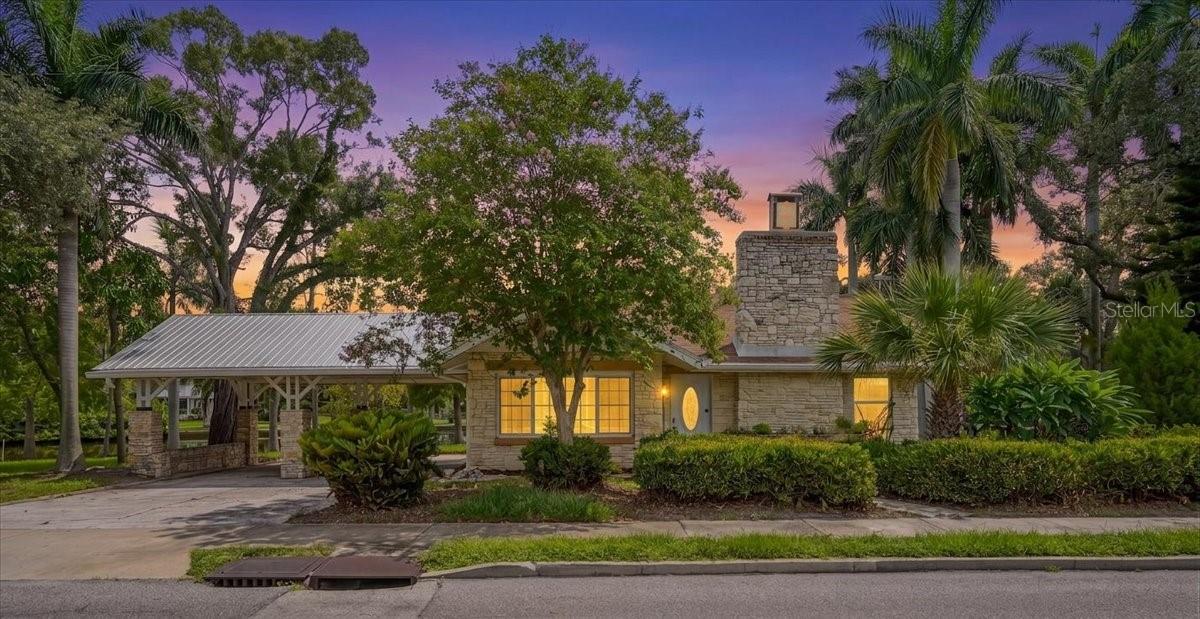 1830 9th Avenue W, Bradenton, FL