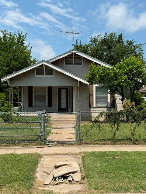 2203 Pearl Avenue