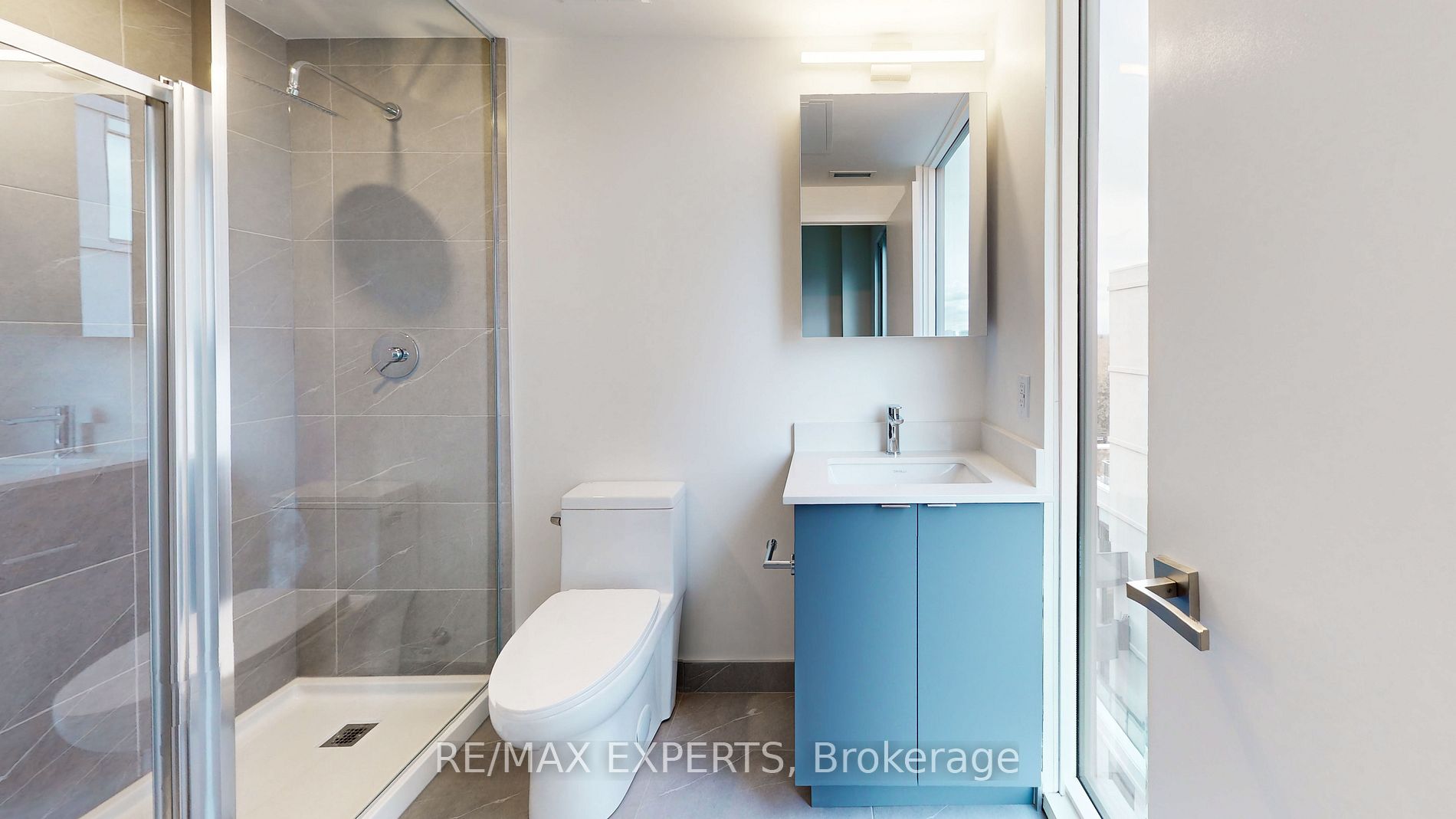500 Wilson Ave 824