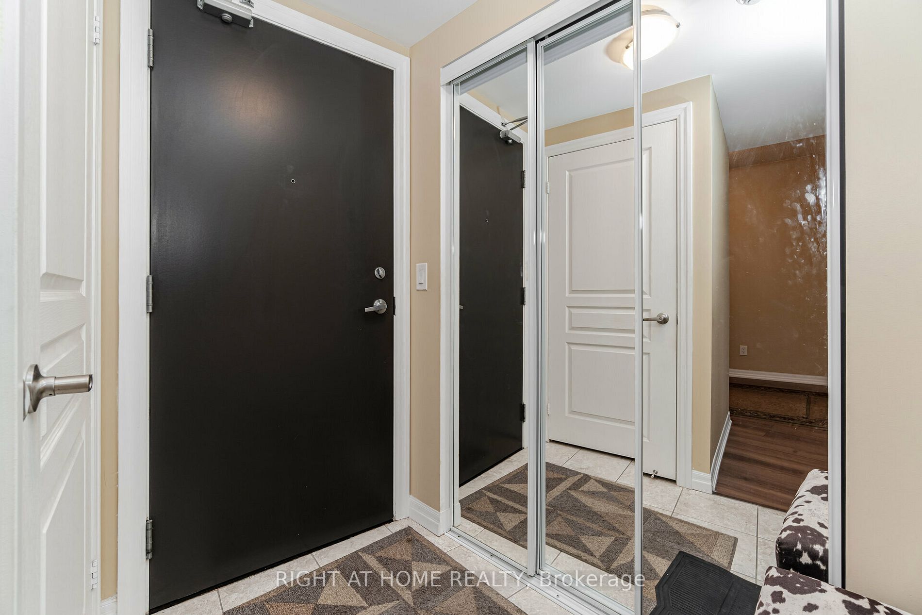 223 Webb Dr 202