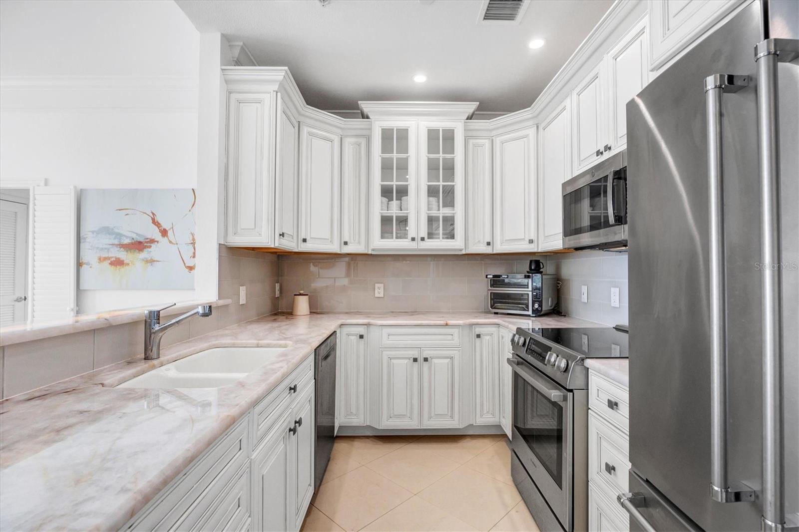 750 N Tamiami Trail PH6