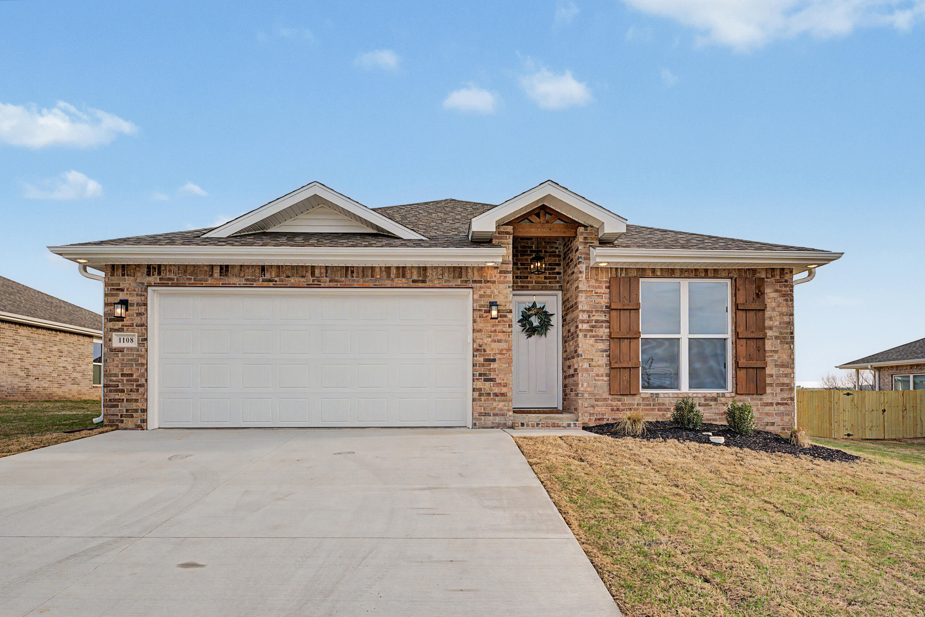 1108 W Pebblebrooke Drive