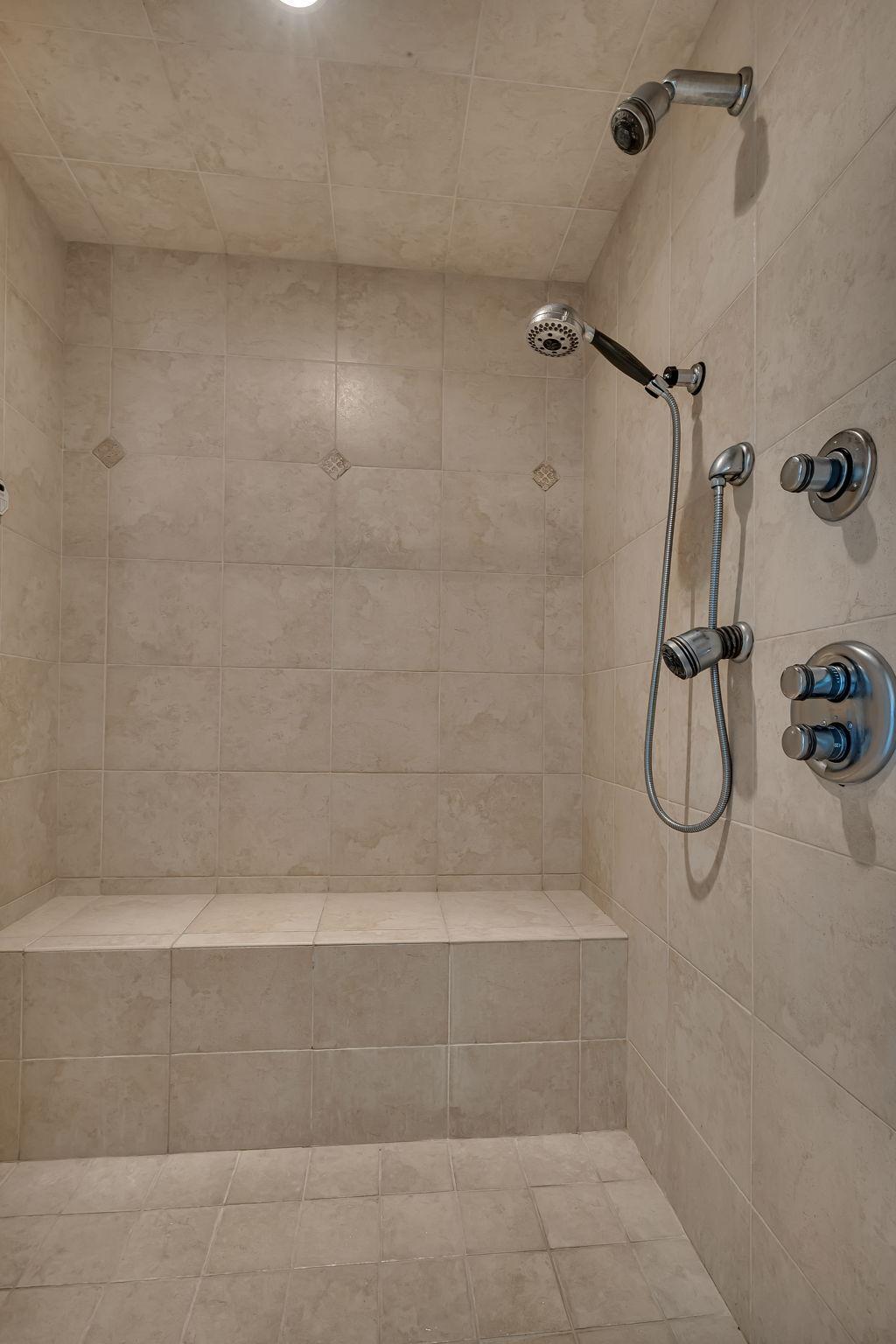 1621 Blackberry Circle