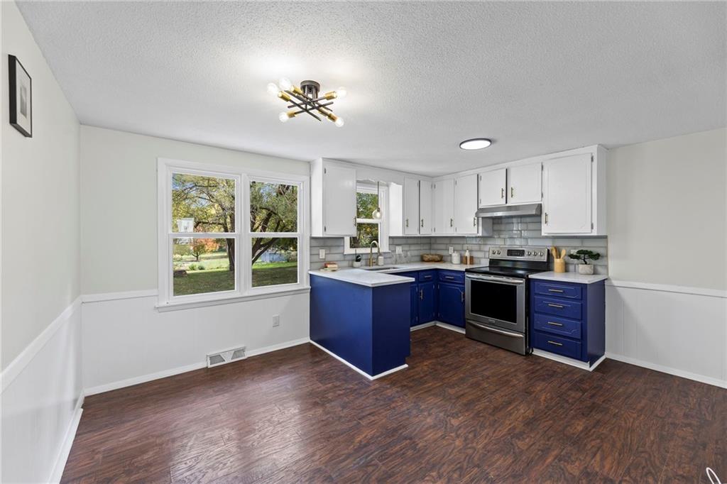 11515 N Charlotte Street