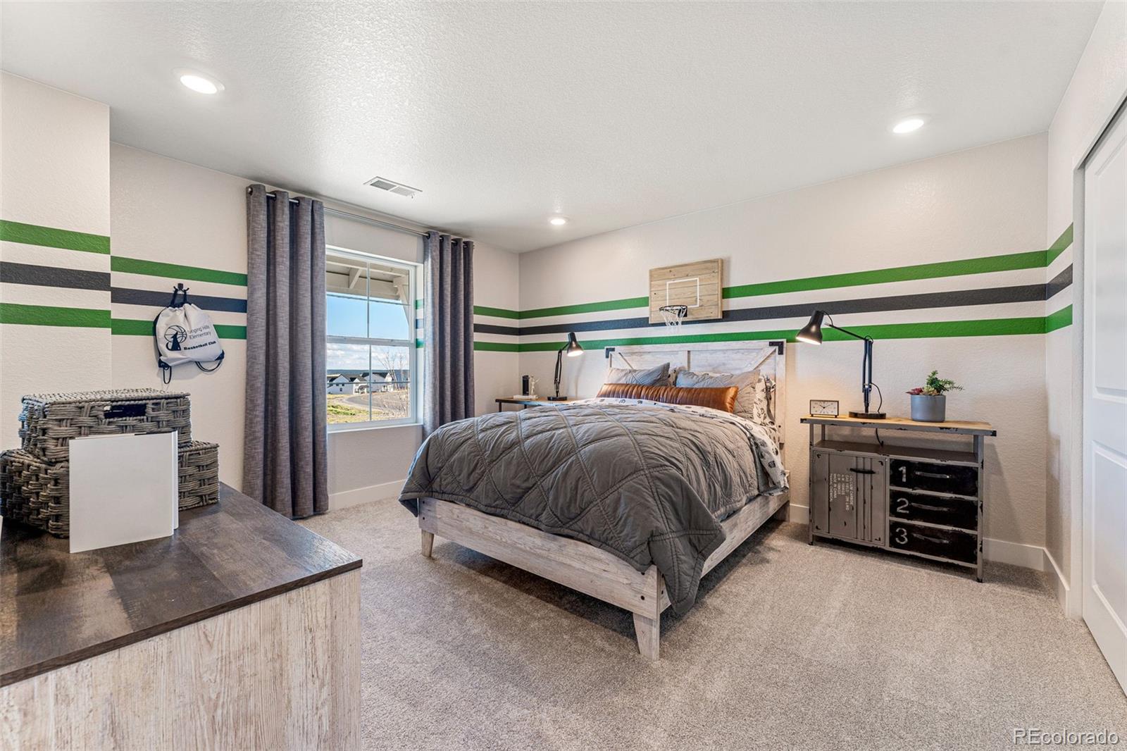 16588 W 92nd Place