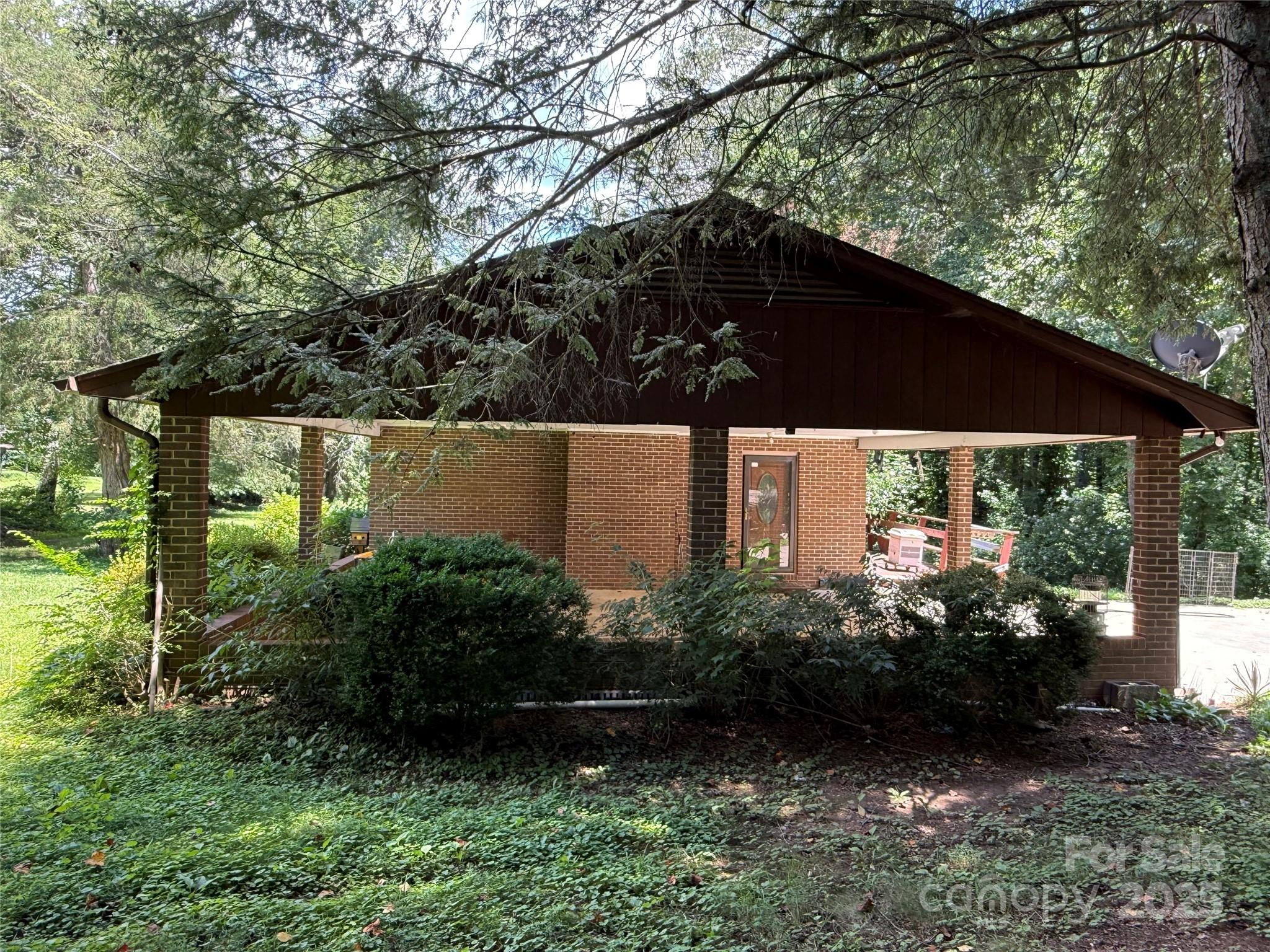 5422 River Road