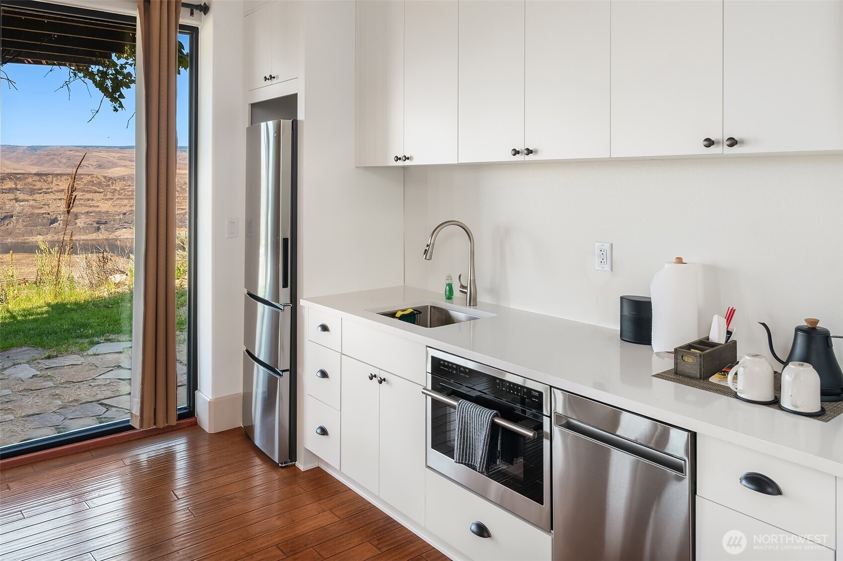 344 Silica Road NW 1