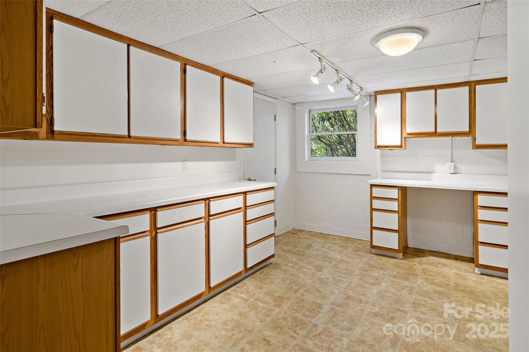 389 Orchard Road