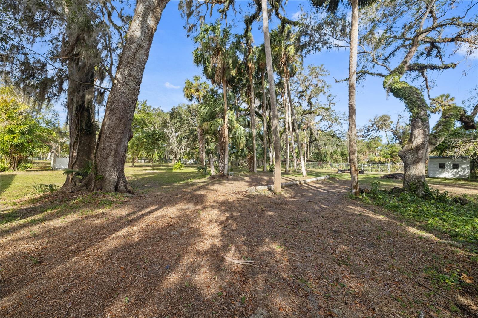 405 Chastain Road