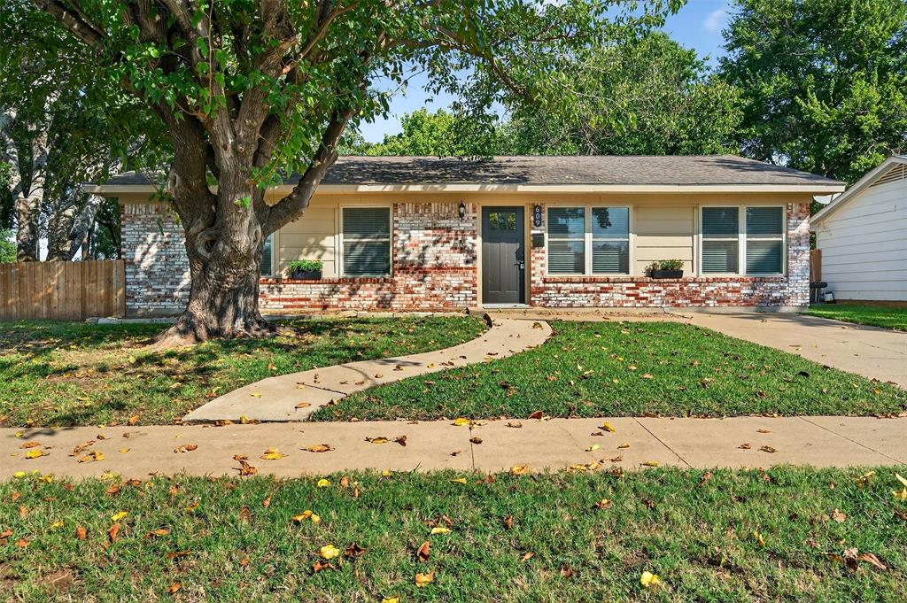 609 E Martin Lane