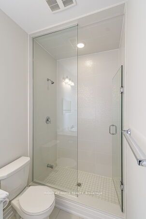 150 Oak Park Blvd 509