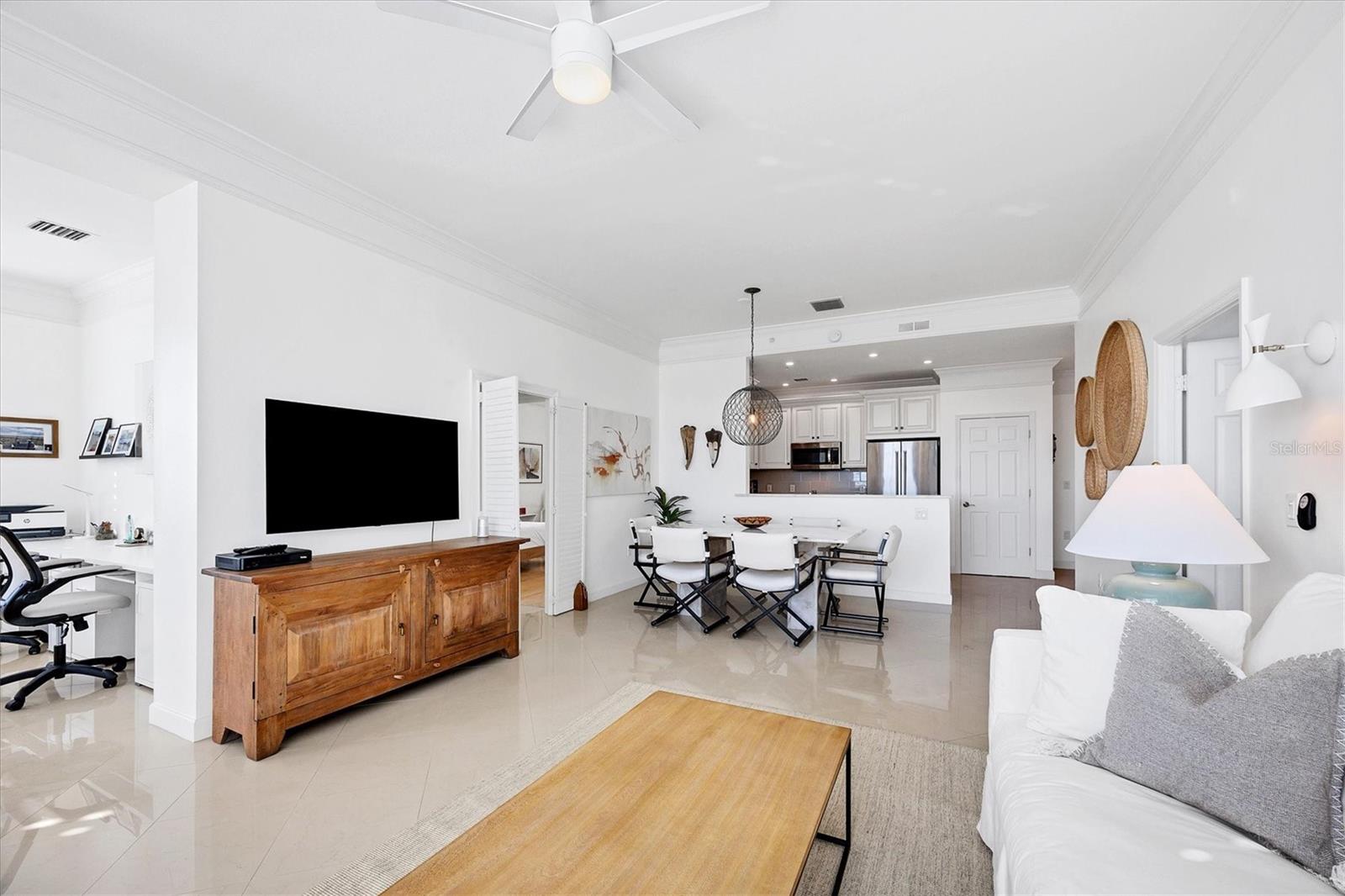750 N Tamiami Trail PH6