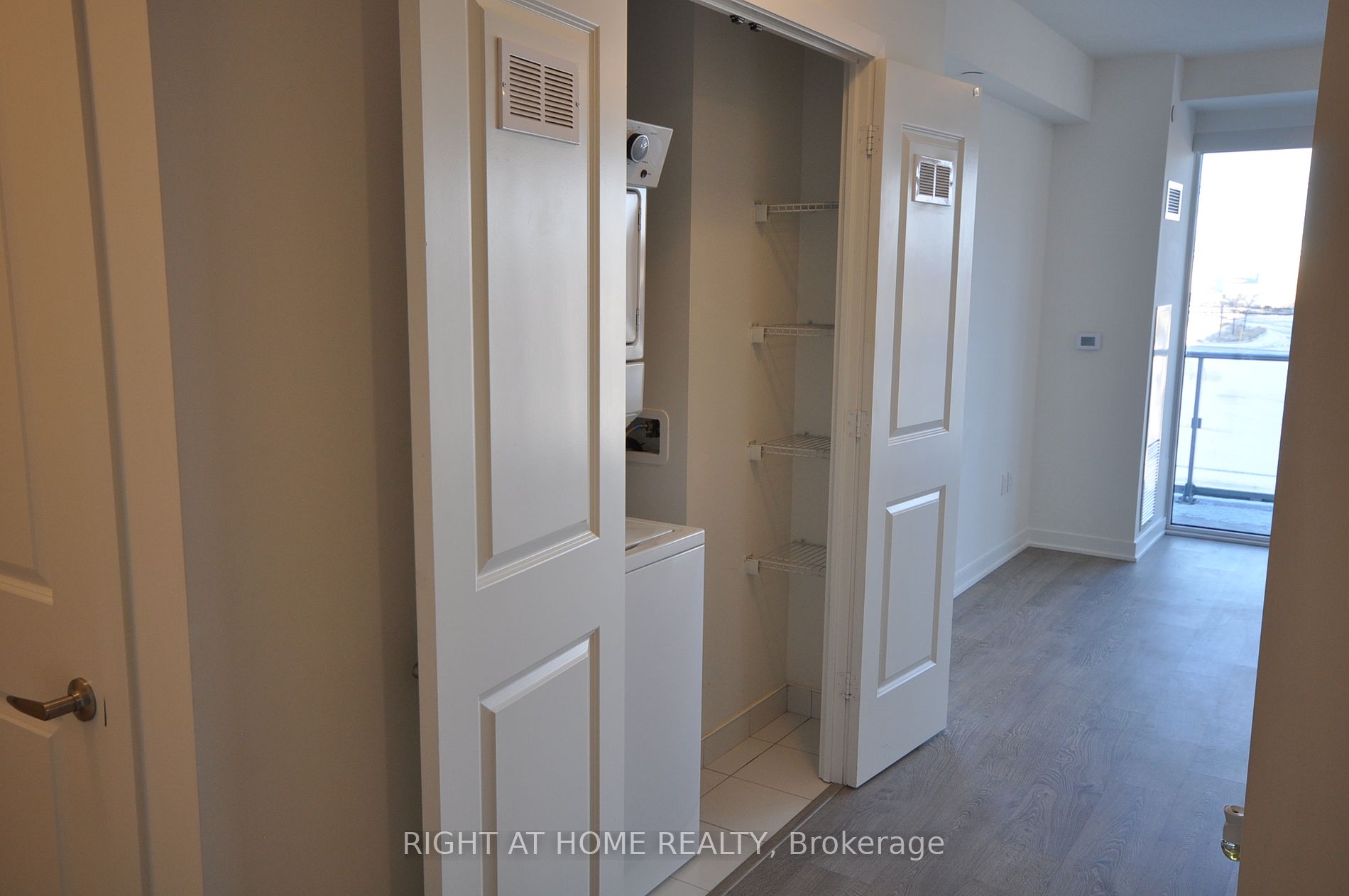 4675 Metcalfe Ave 308