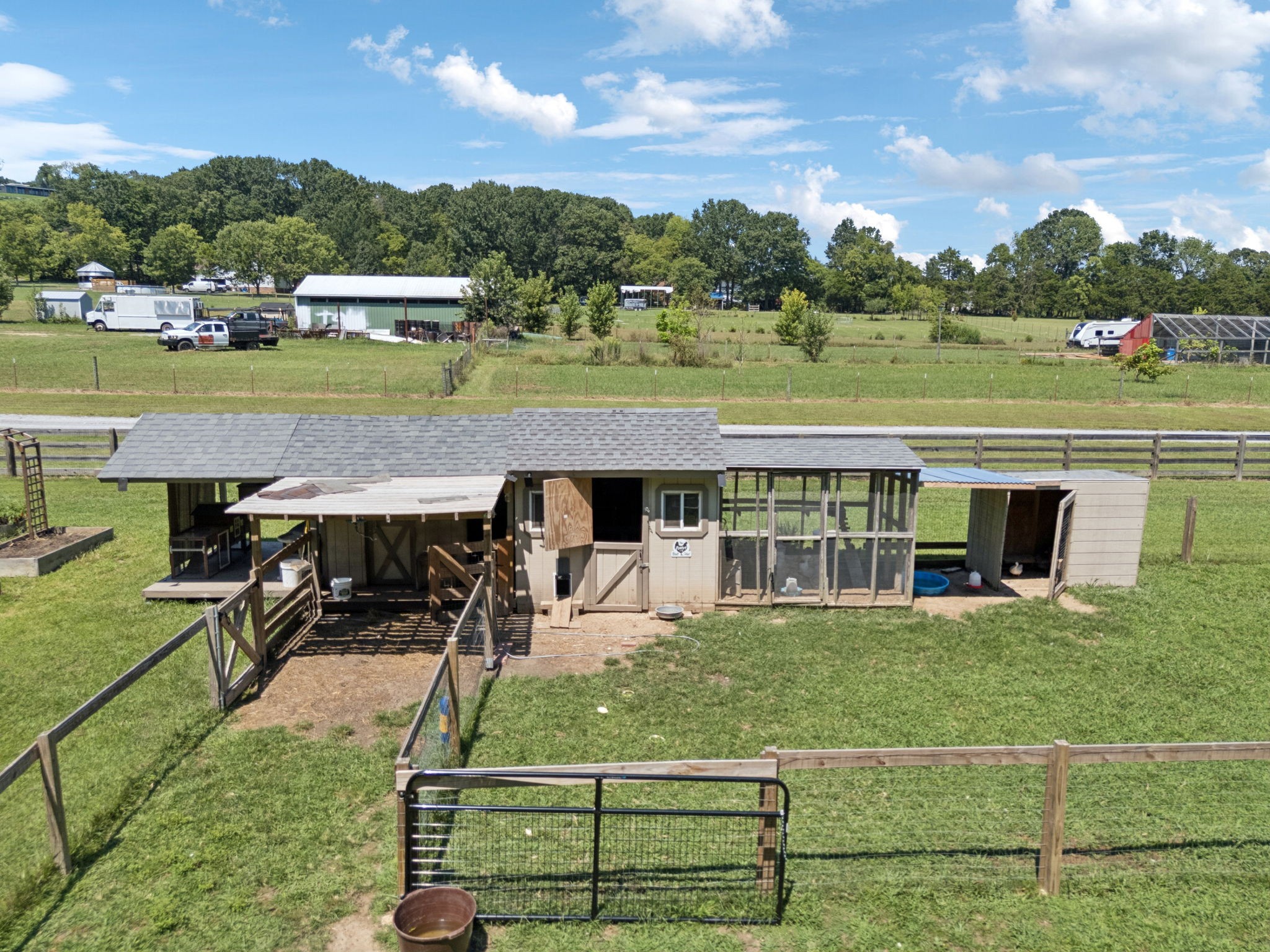 5325 Se Tater Peeler Rd
