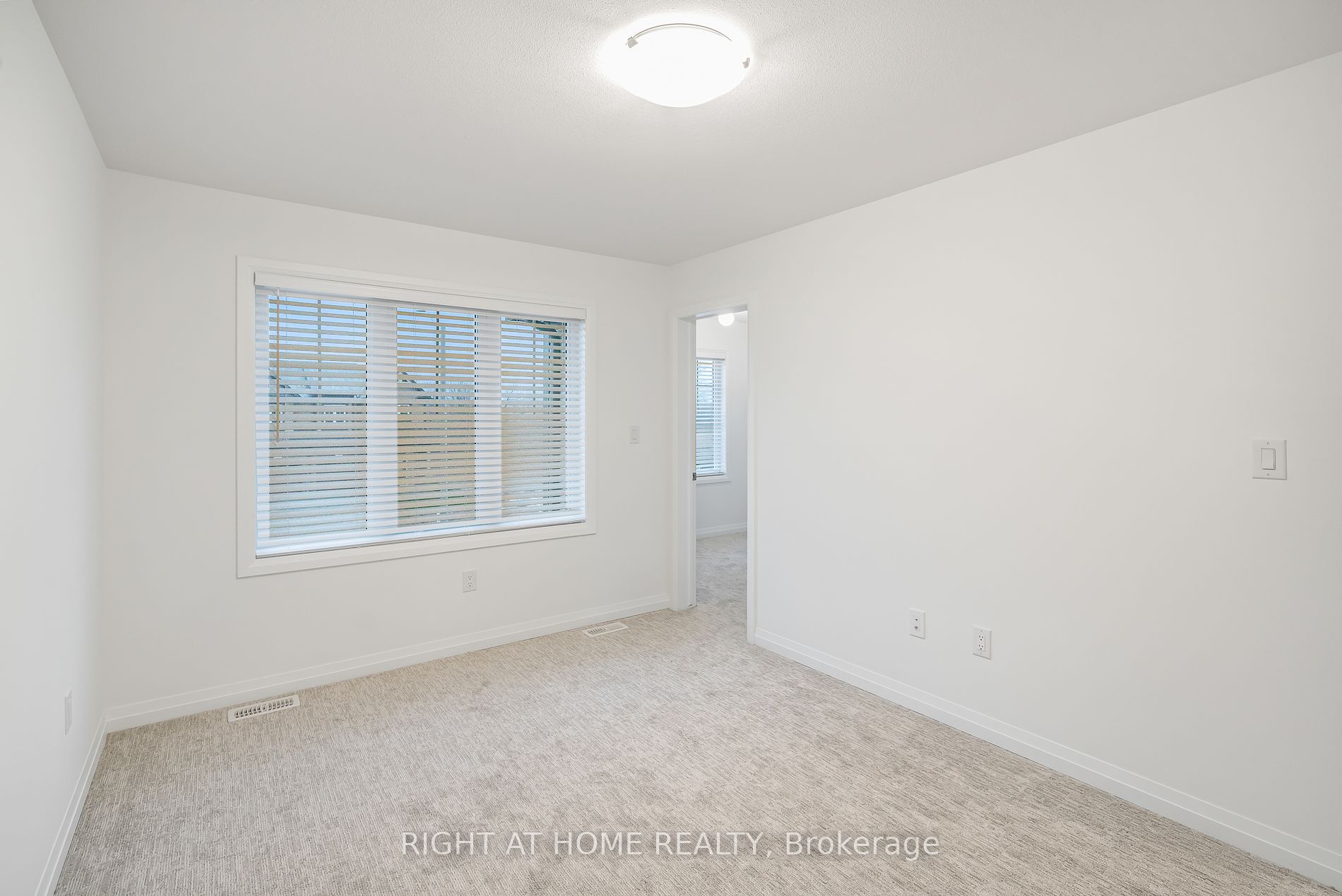 66 Alicia Cres