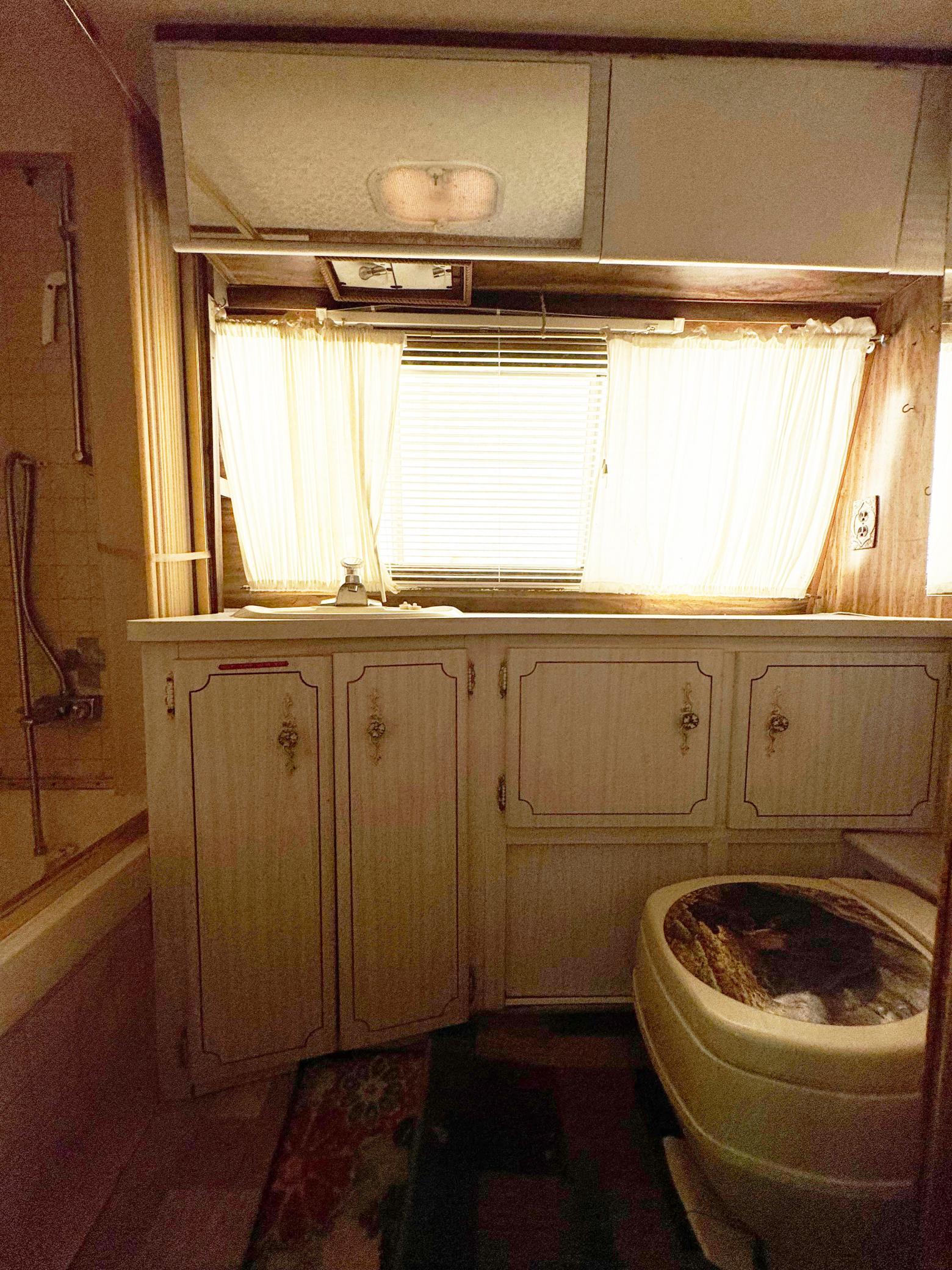 L 3&4 B3 London Town