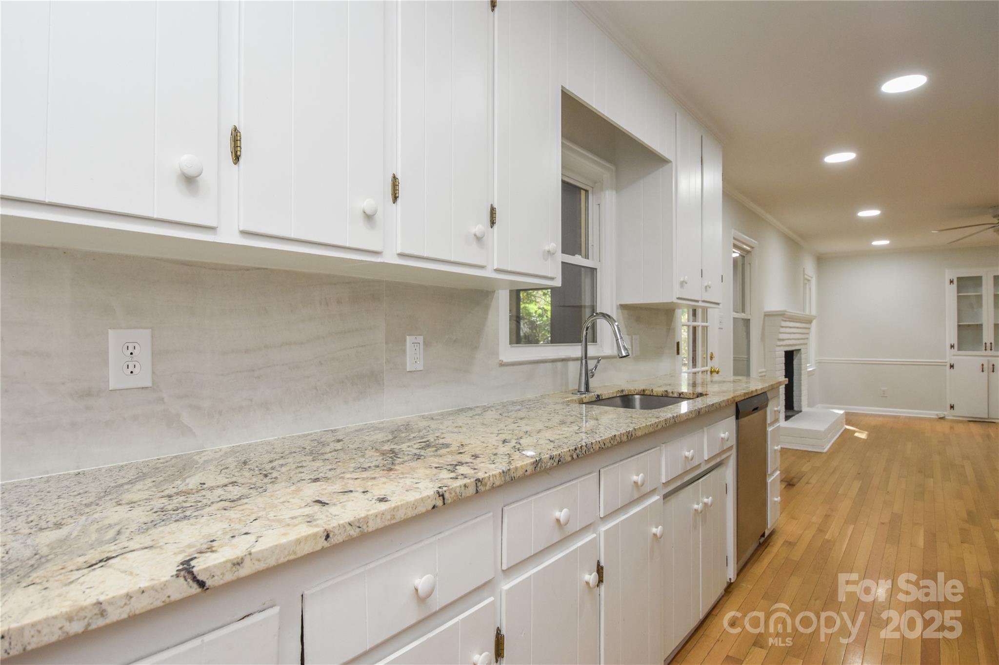 846 S Magnolia Street