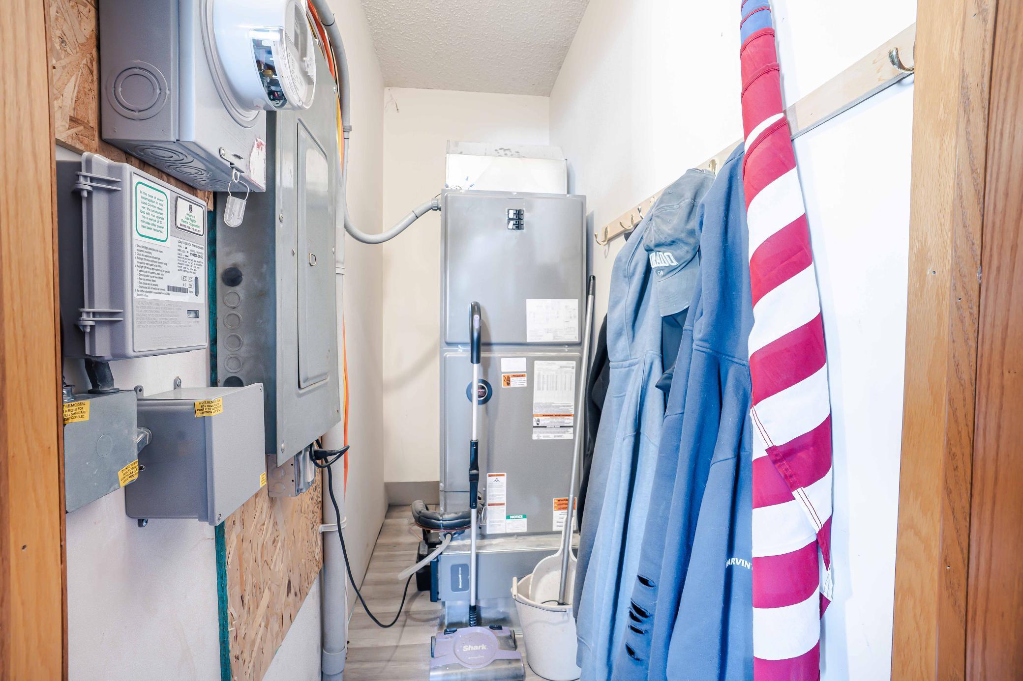 34306 Twin Island Lane