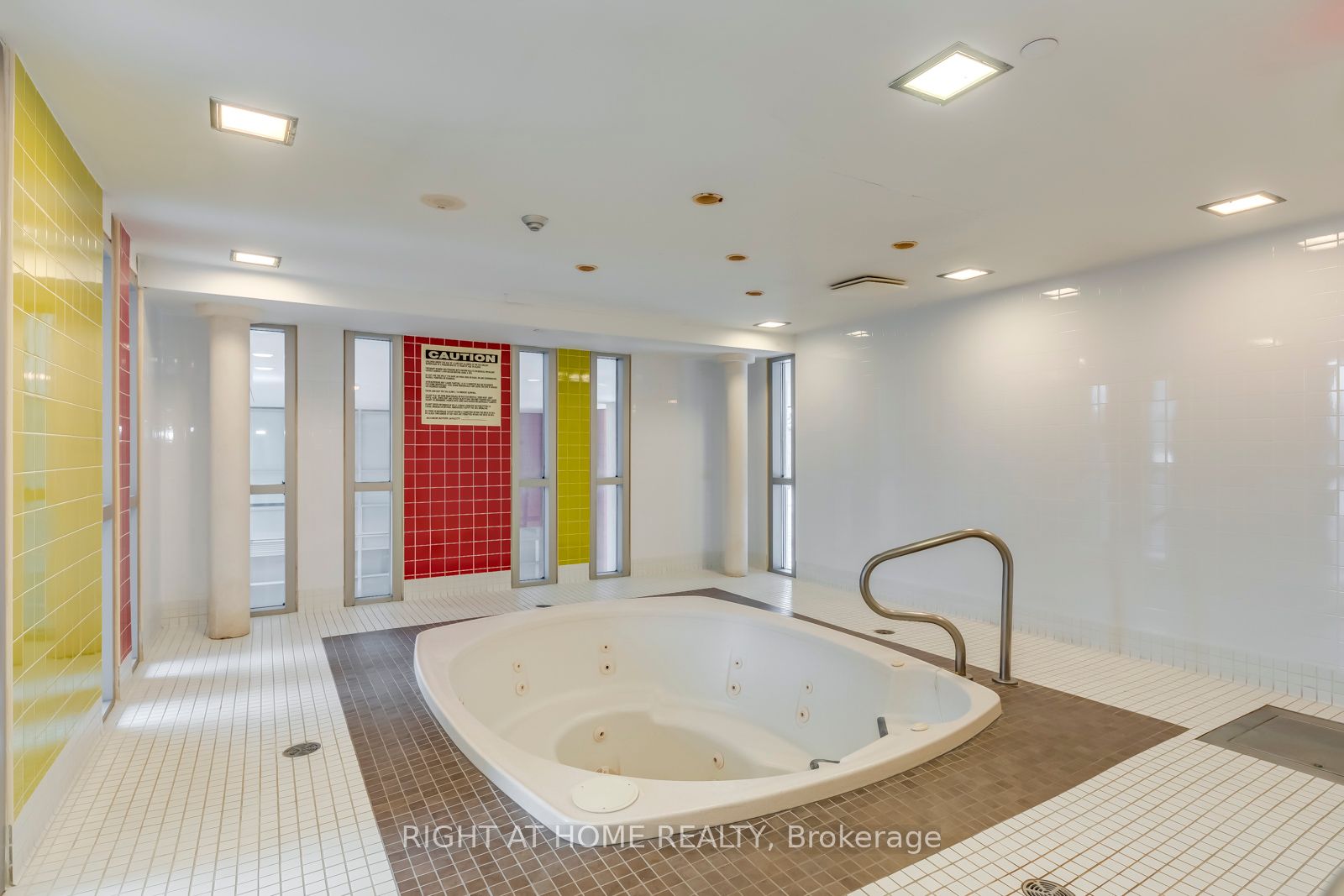 30 Canterbury Pl 1207