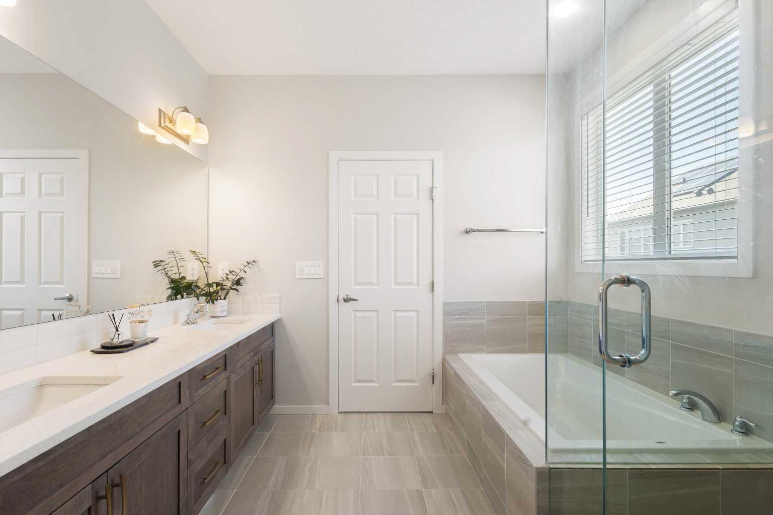 33 Carringham Heights NW