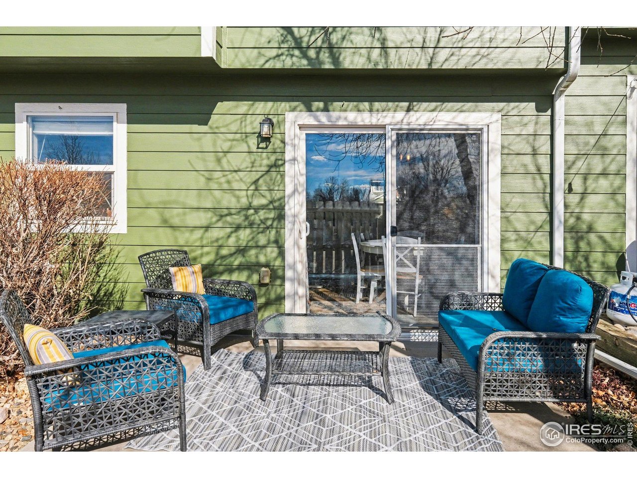 802 Waterglen Dr O64