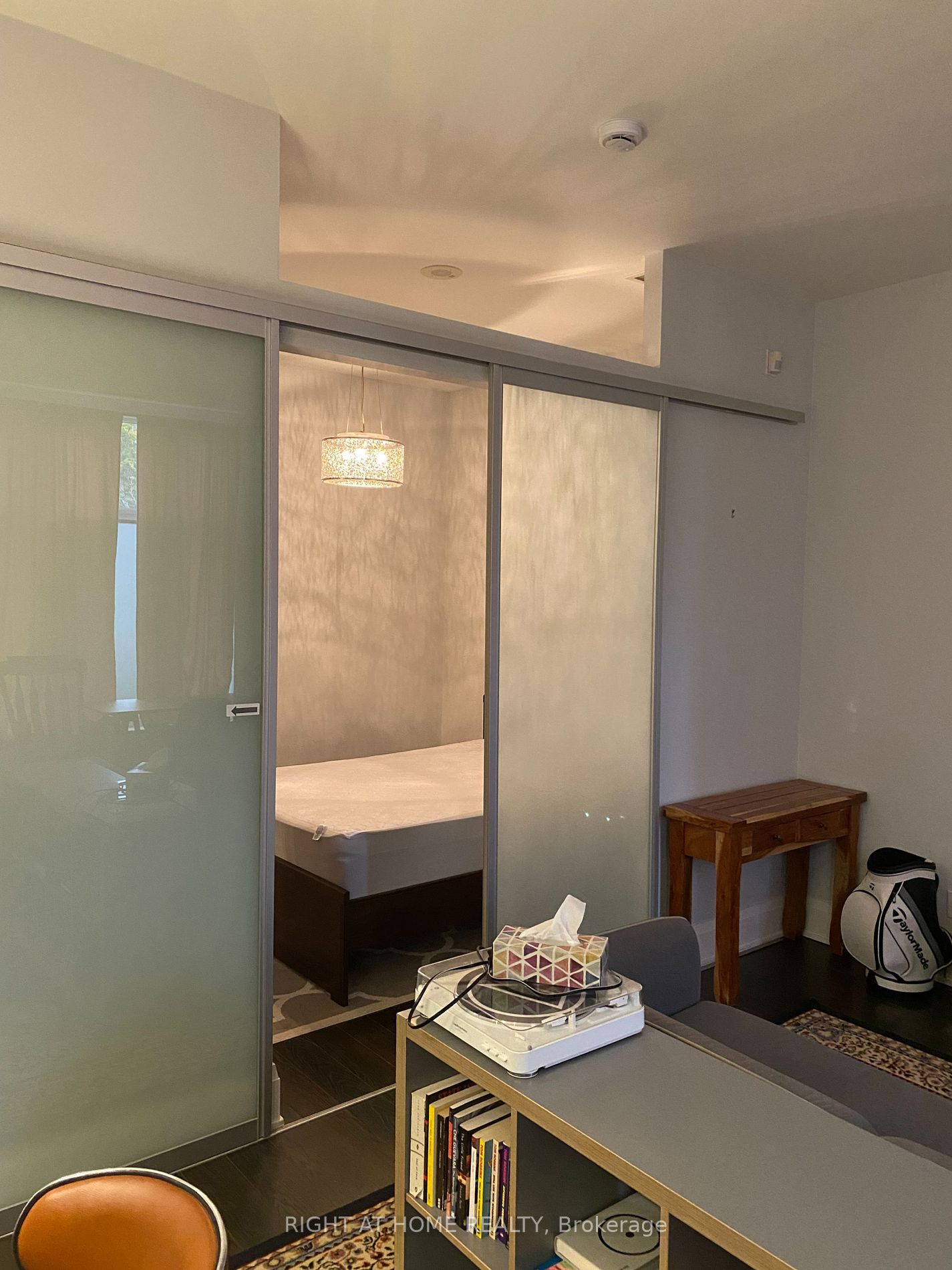 100 Harrison Garden Blvd L02