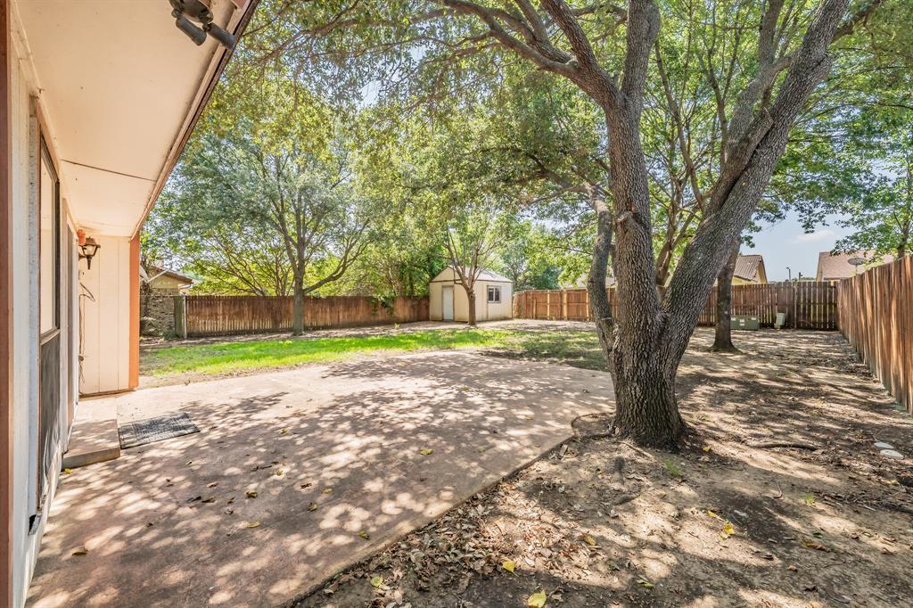 214 Kalmia Drive