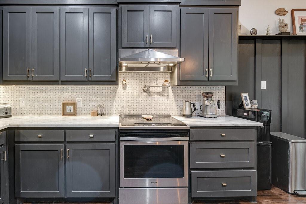 3861 Willow Bend Lane