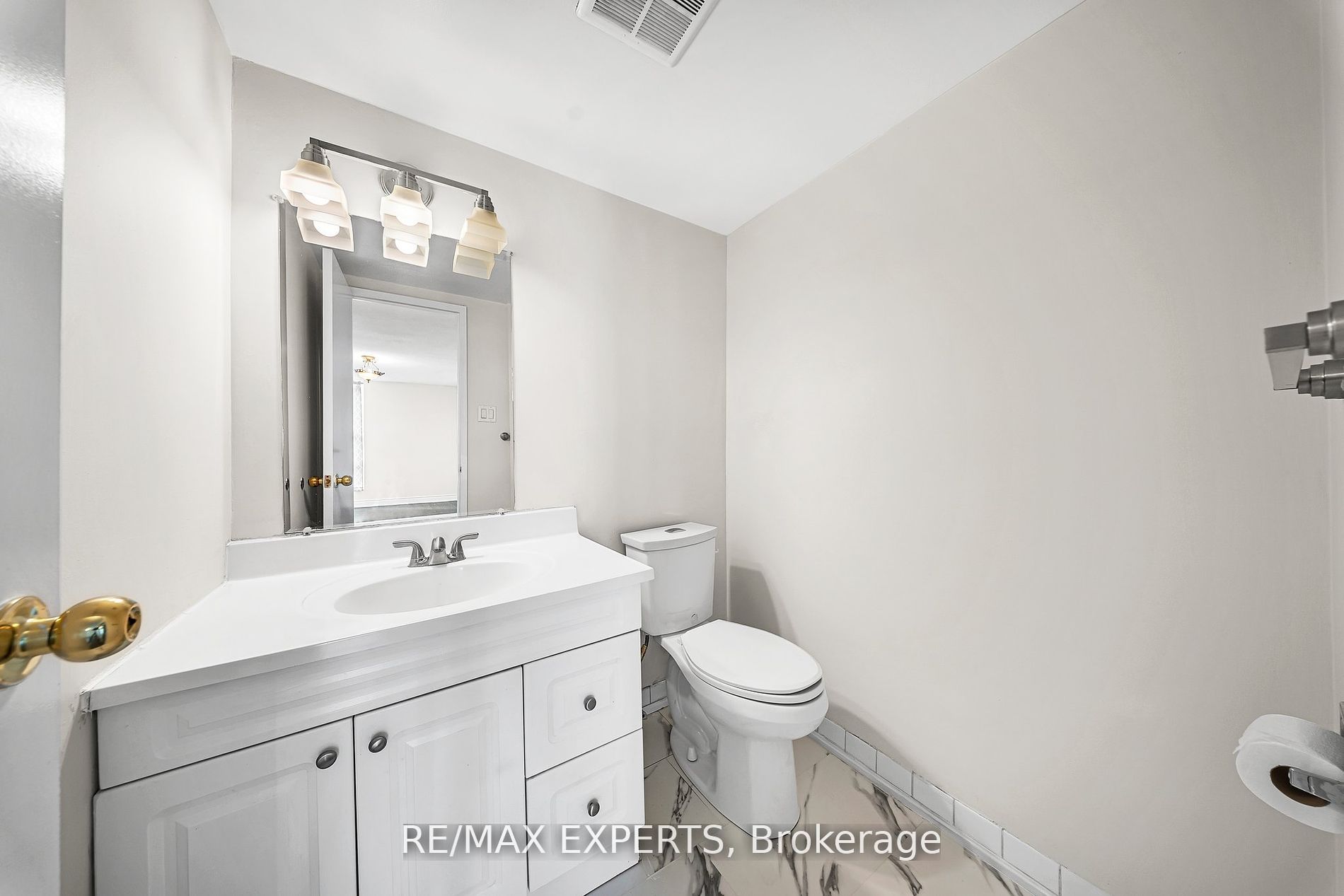25 Kensington Rd 211