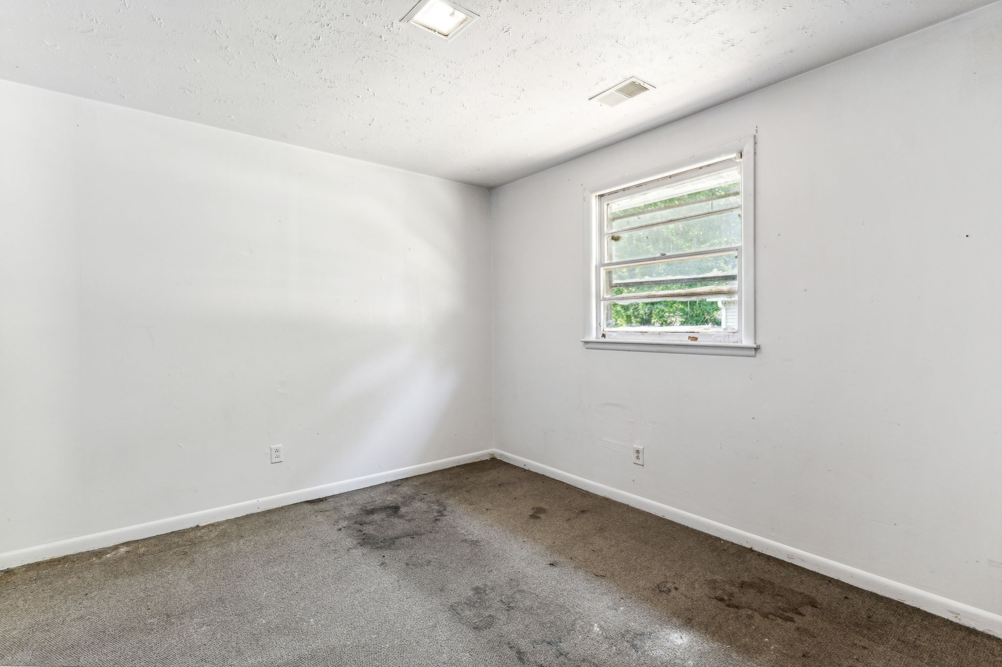 831 Gallavista Ave