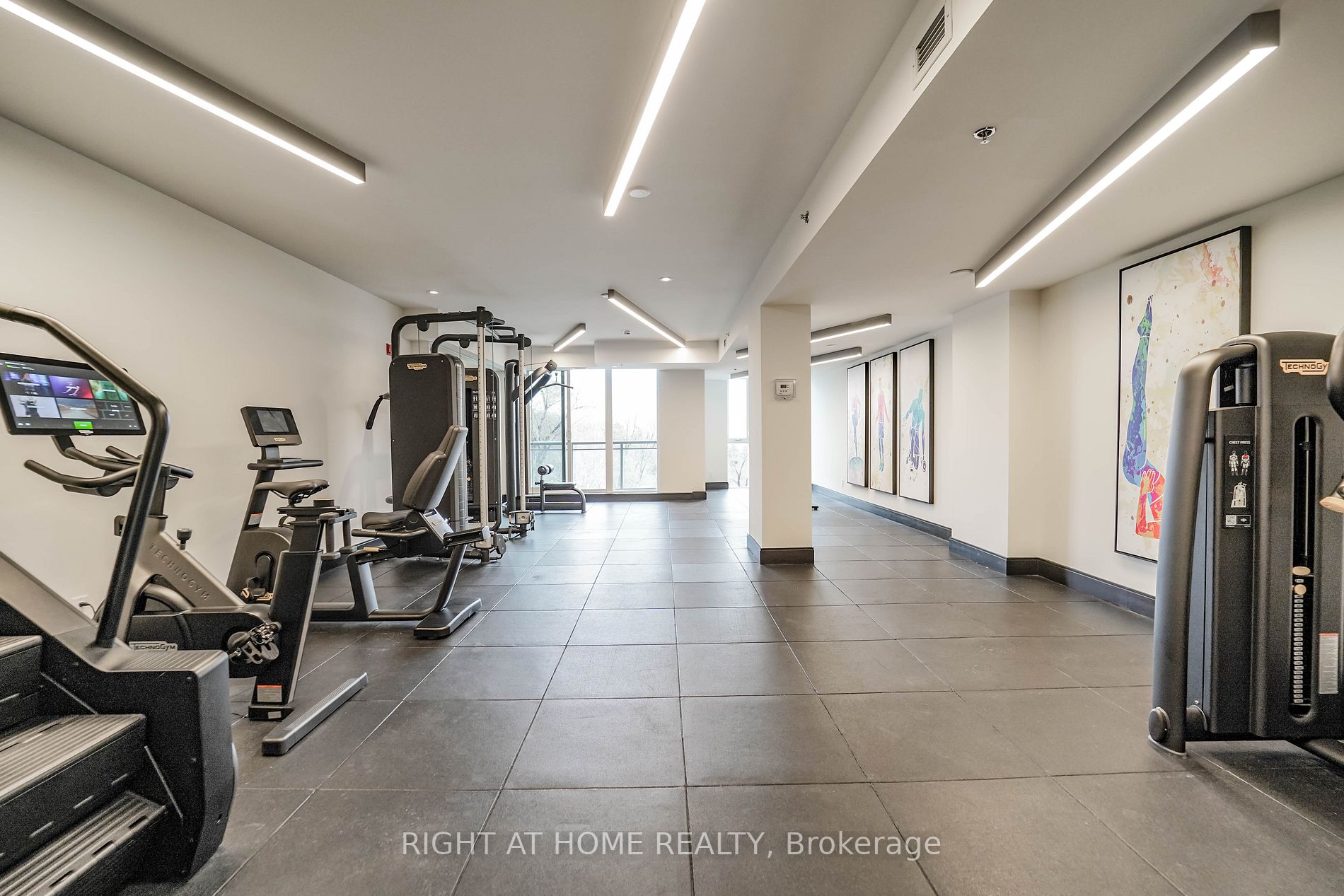 90 Glen Everest Rd 412