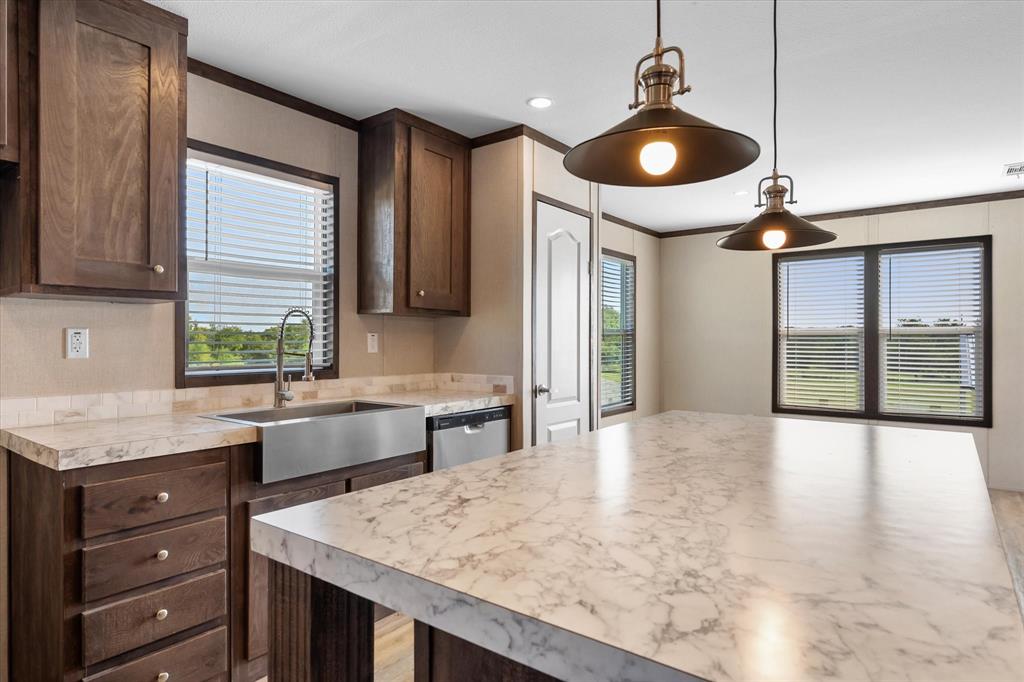 800 SE County Road 3100