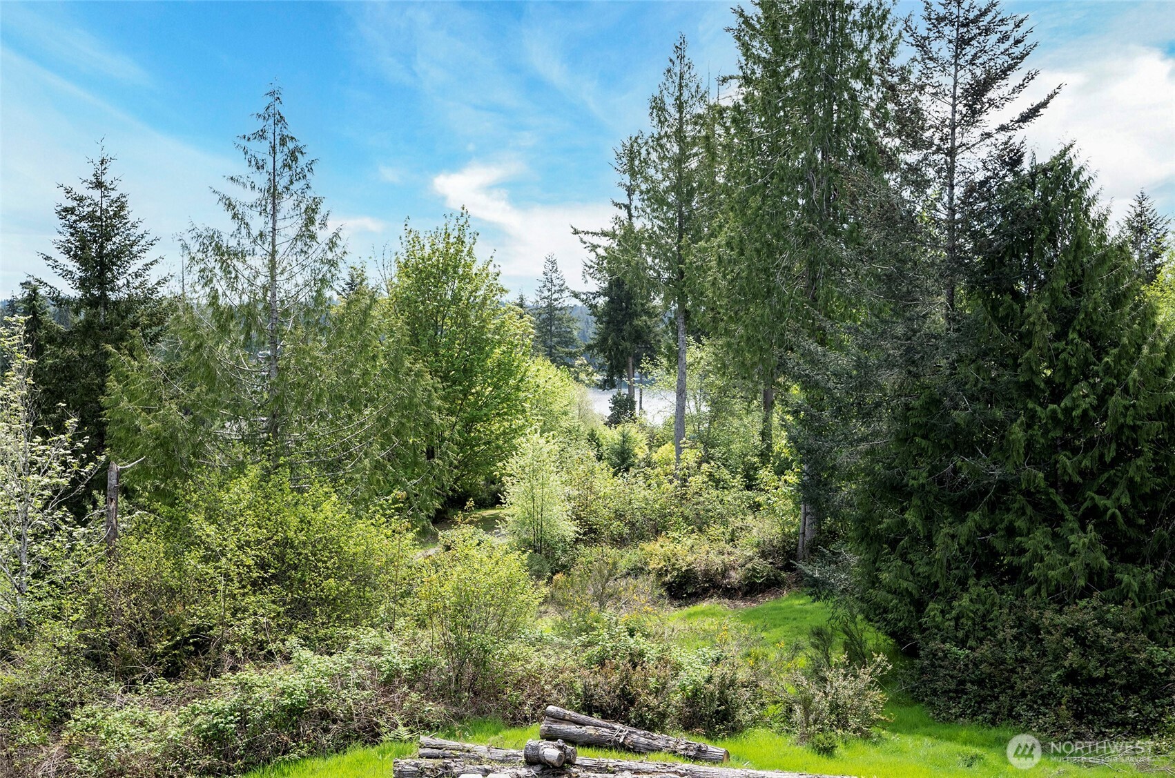 770 E April Avenue