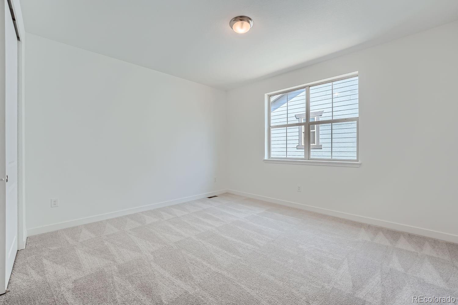 2948 S Quartz Street