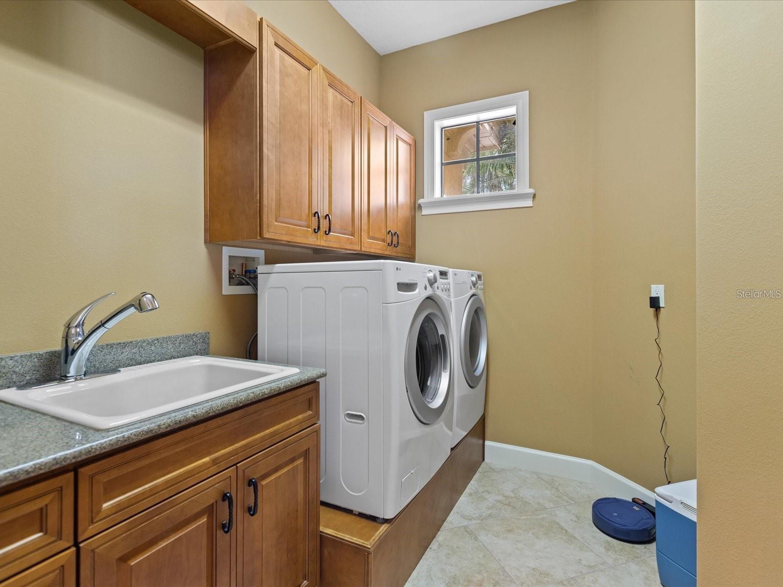 14616 Avenue Of The Rushes