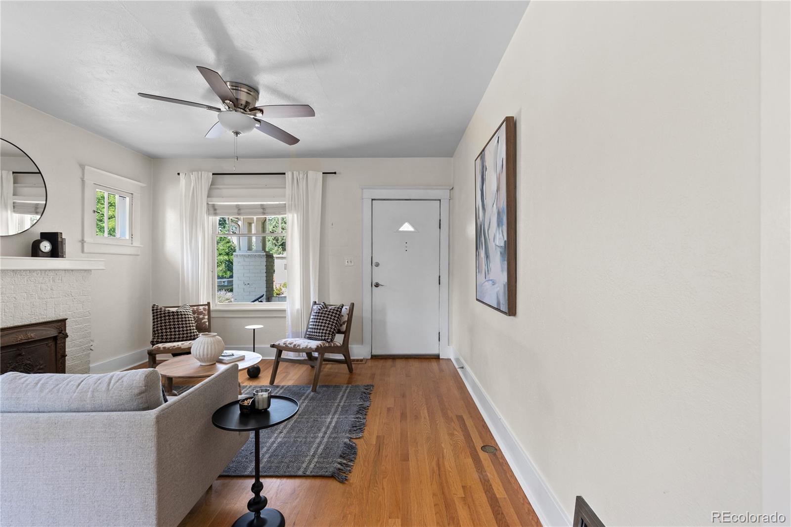 2042 S Humboldt Street