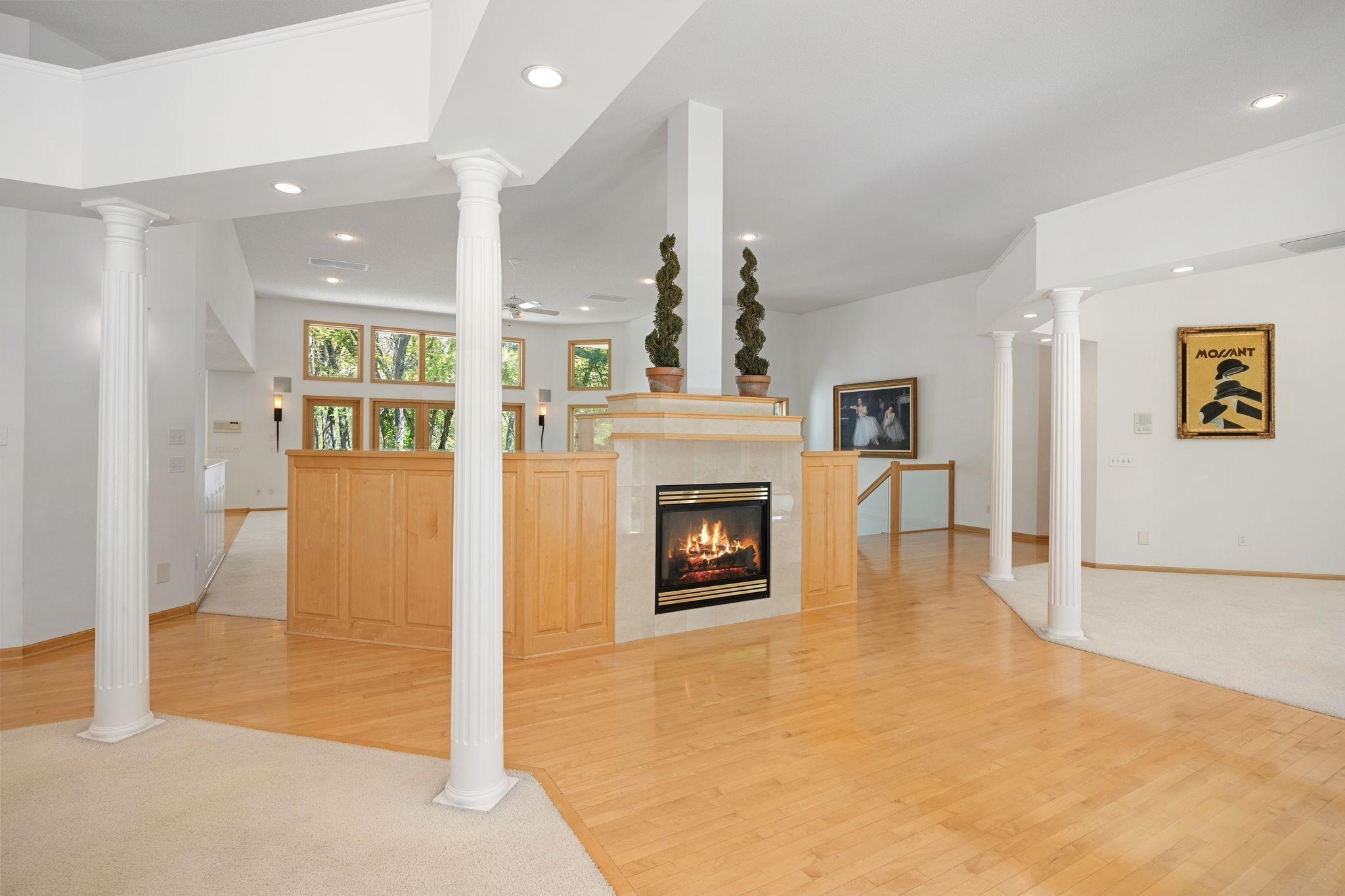 1650 N Farm Road
