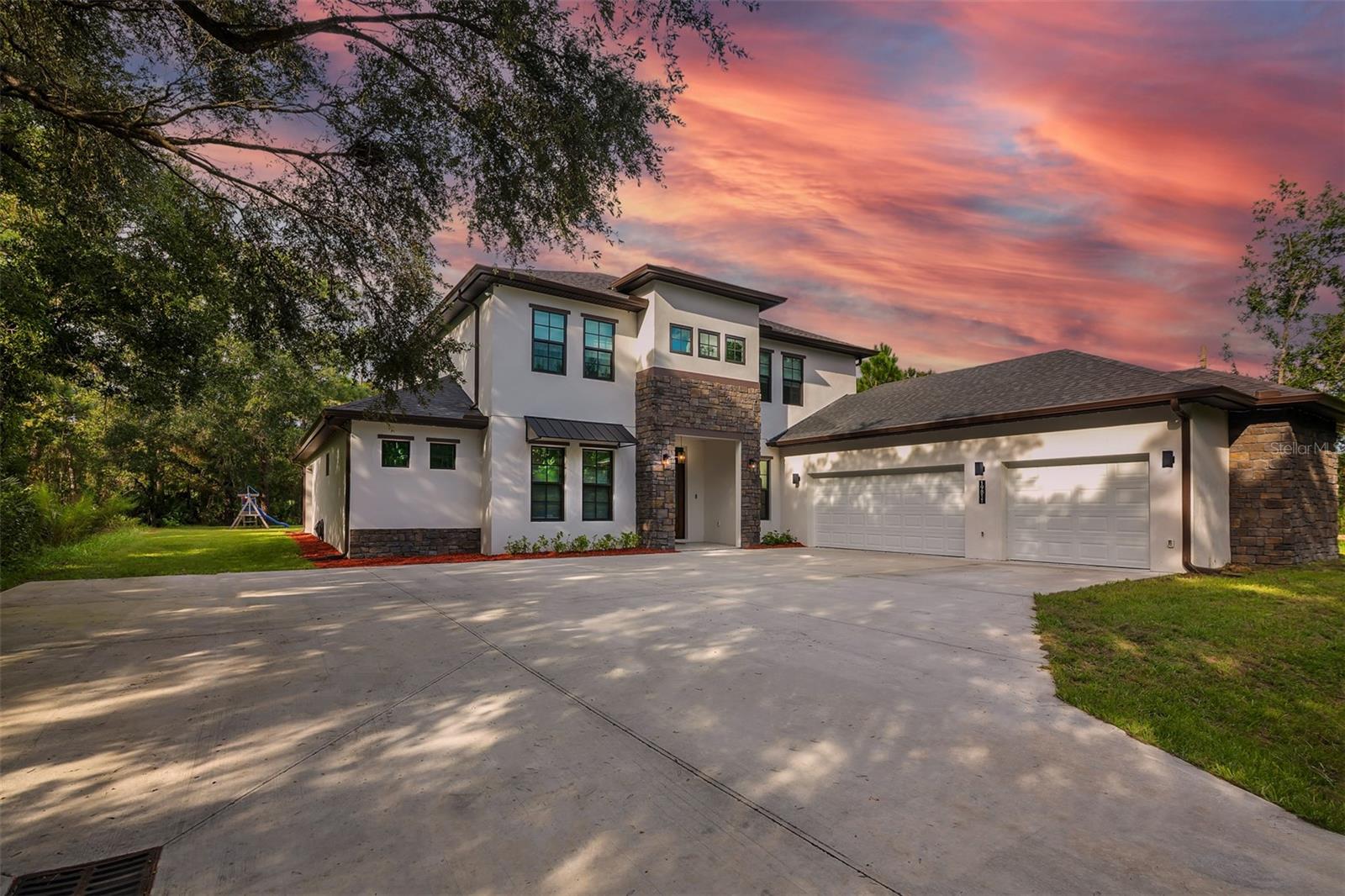 19811 Mardi Gras Street, Orlando, FL