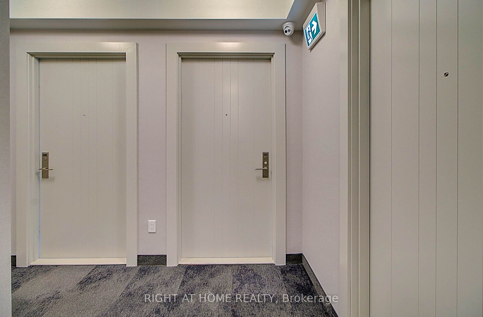 2550 N Simcoe St 2407