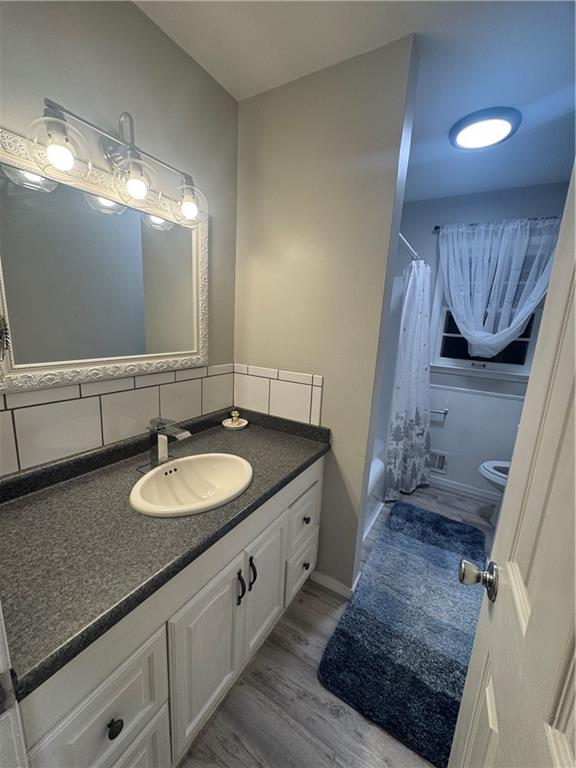 824 SW Pleasant Drive