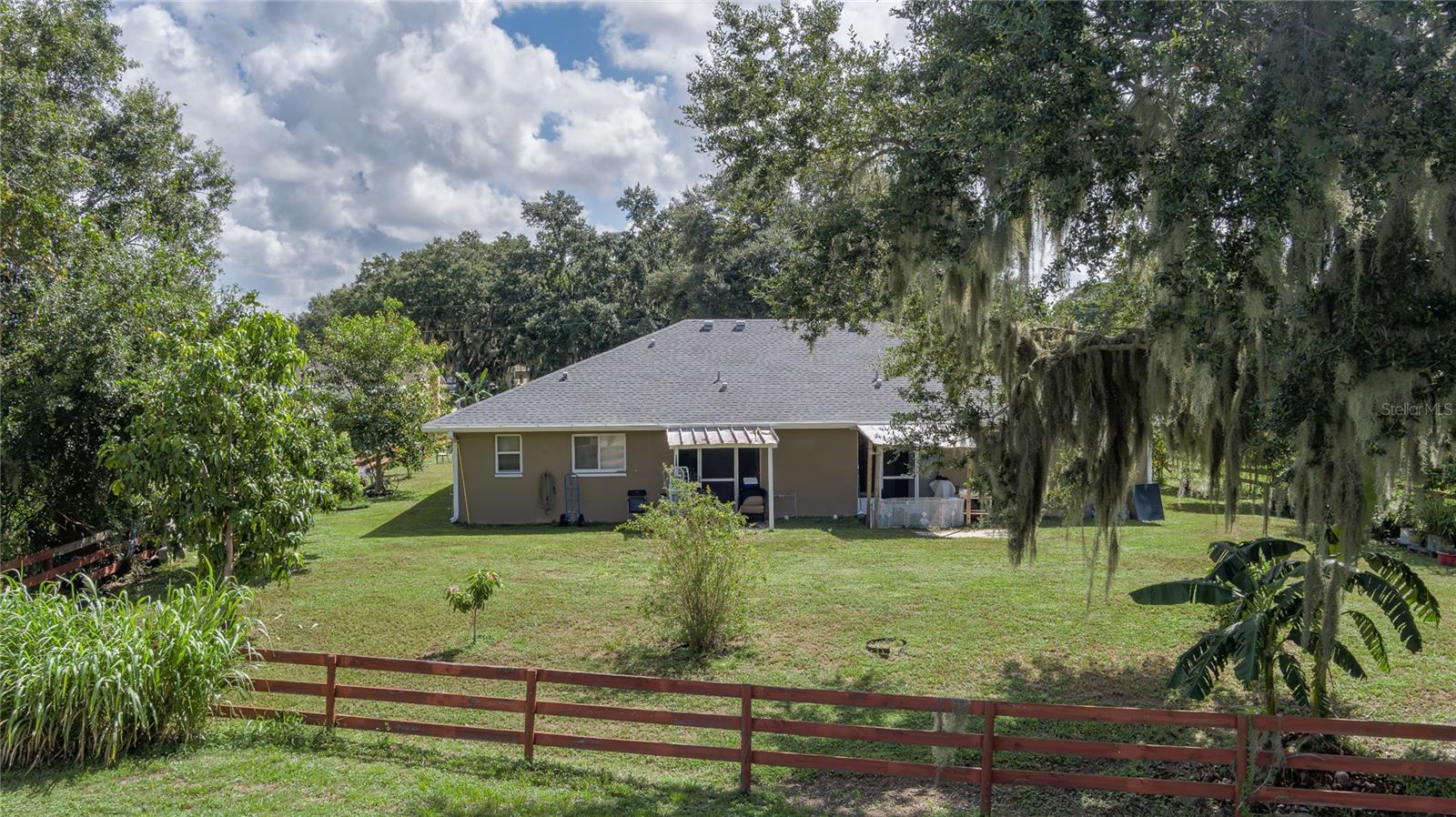 7815 & 7819 118th Avenue E