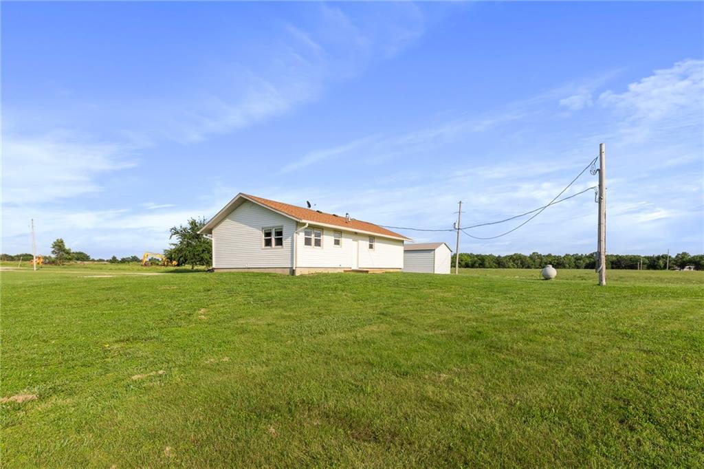 32241 NE Neosho Road