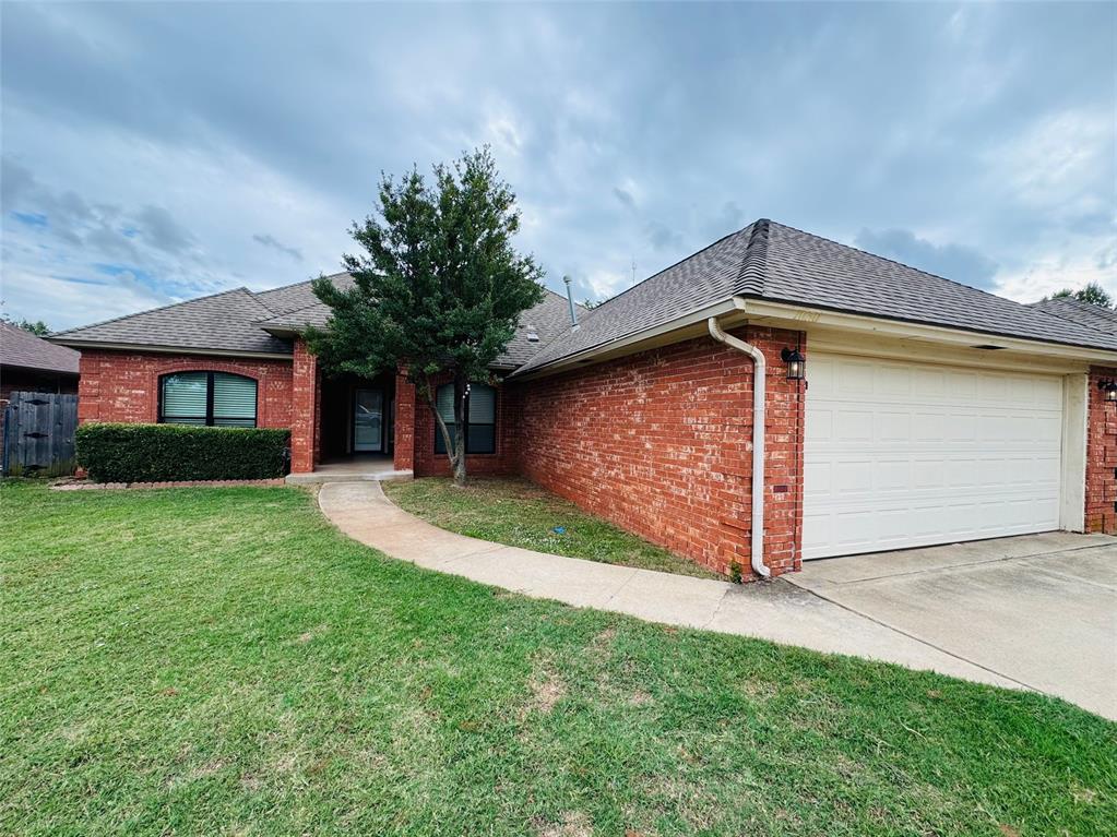 TIMELESS, "well" crafted Edmond home in COVETED Fox Creek addition. Mature trees, quiet street, and all neighbors exude pride of ownership. MOVE-IN Ready. This home offers a spacious, flexible layout with 4 beds, 2bths, formal living, 2 dining areas, plus a comfortable family room that opens to the kitchen. The kitchen features plenty of cabinet space, a center island with butcher block countertop, smooth-top cooktop, and built-in oven and microwave. Large covered patio in the backyard lined with trees. Sense of peace found here! Great storage throughout and a convenient location near Broadway Extension and Kilpatrick Turnpike for easy access around the metro. SEE TODAY!