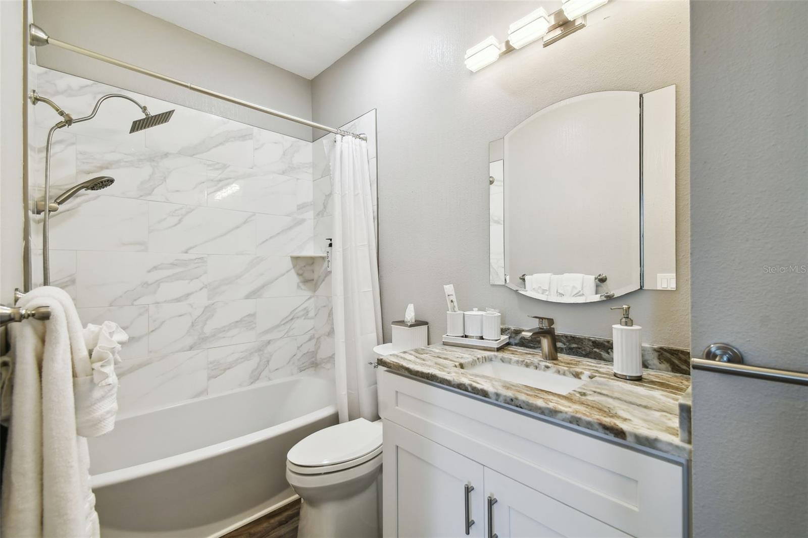 3174 Bayshore Oaks Drive