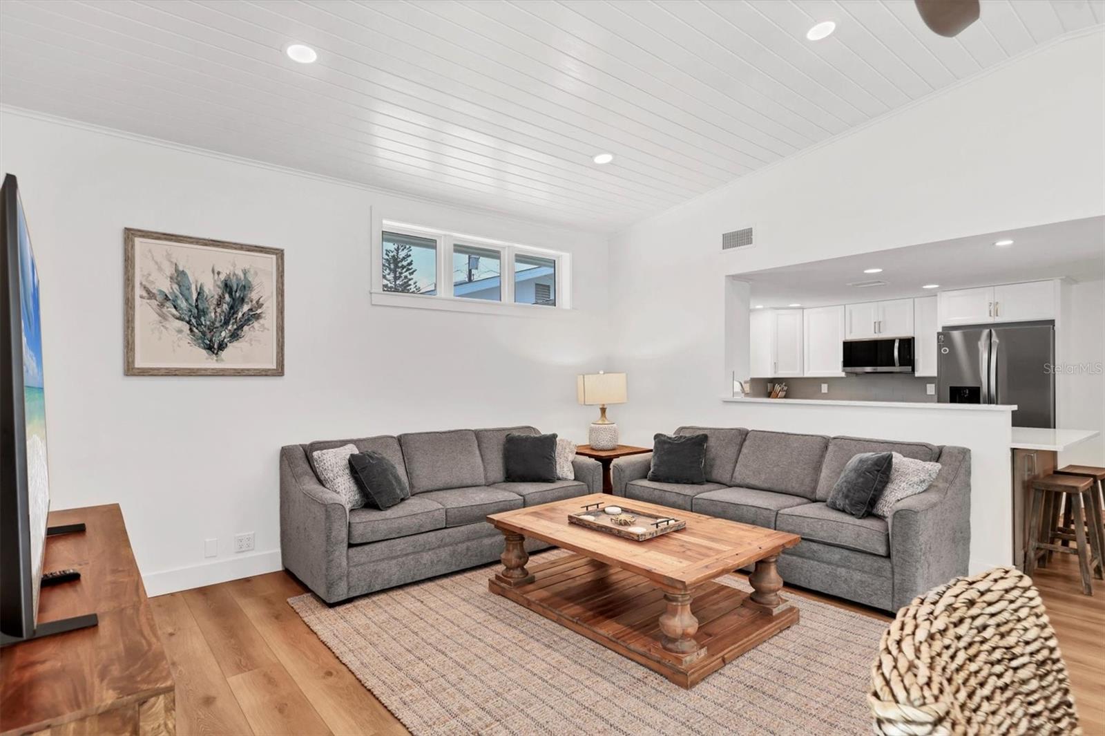 270 Gladiolus Street